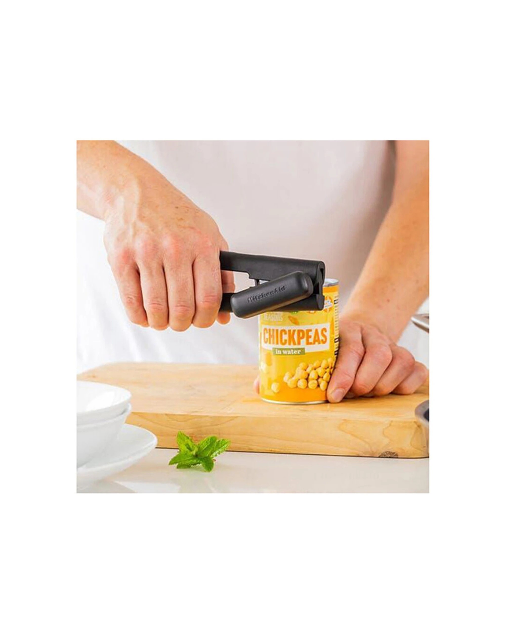 5 KitchenAid 2pk Easy To Use Universal Locking Tin Can Opener Ergonomic Grip - Black, 5 of 6