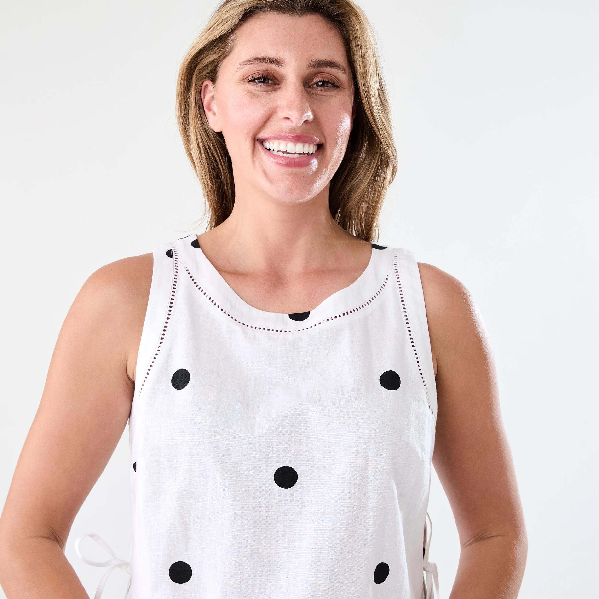 4 Sleeveless Side Tie Detail Top Spot Wht, 4 of 6