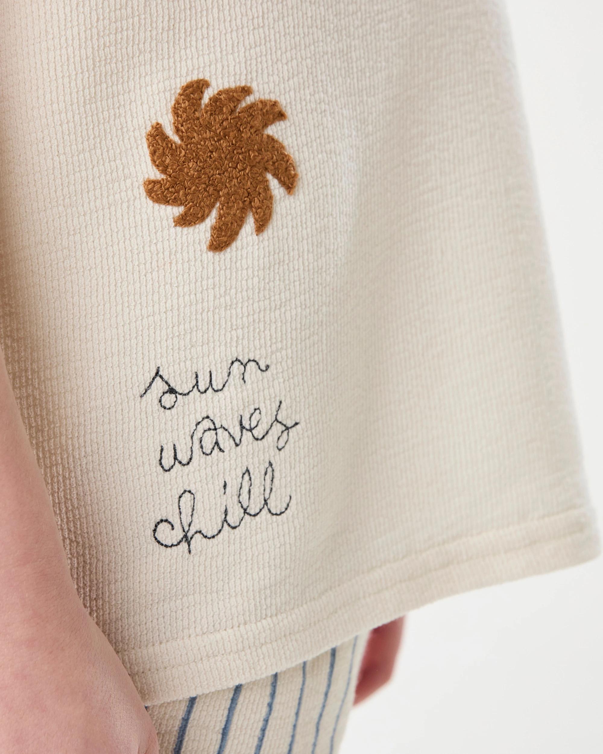 5 Textured Applique T-shirt Wht Palms, 5 of 7