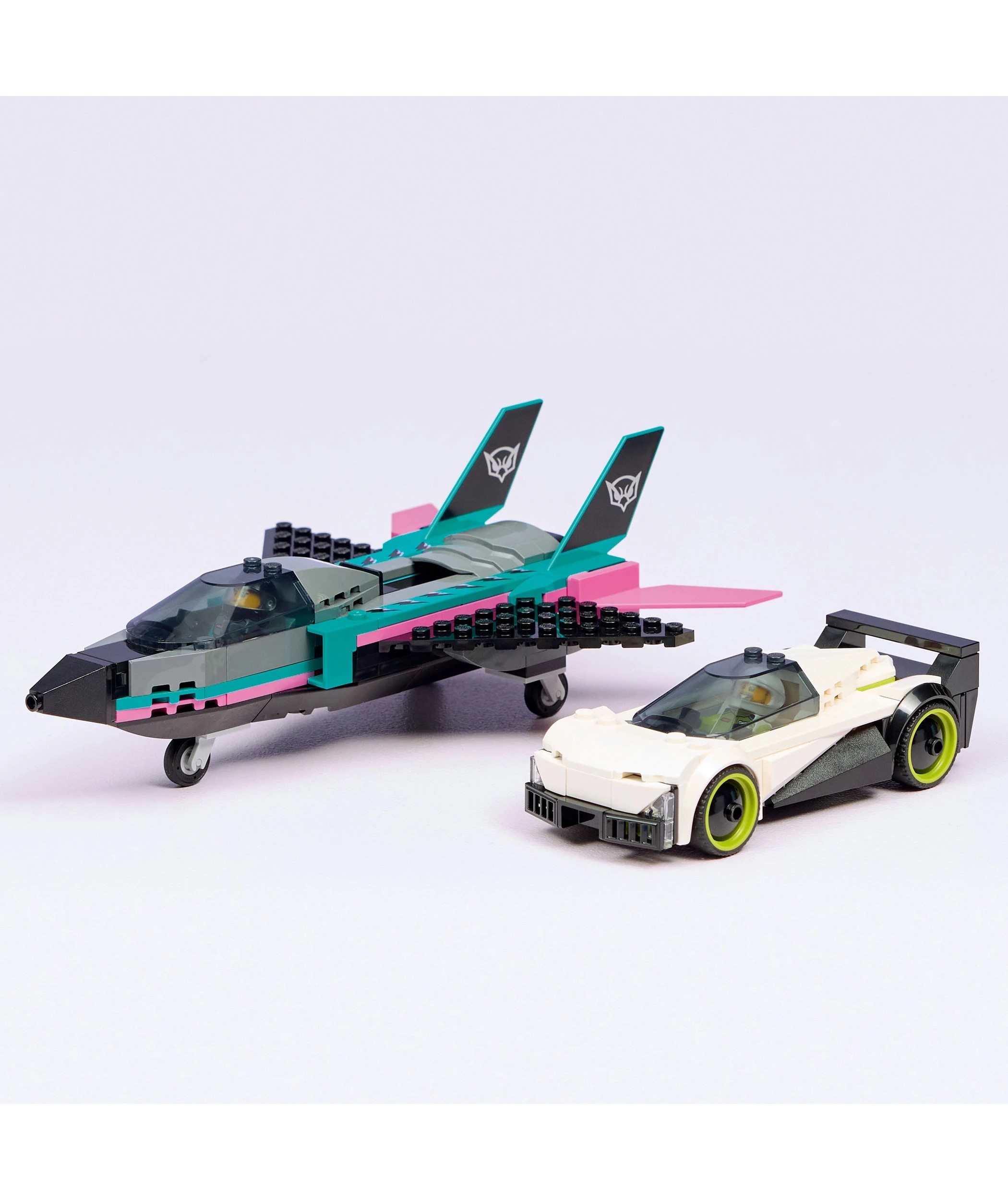 9 LEGO City Jet vs. Car 60489, 9 of 10