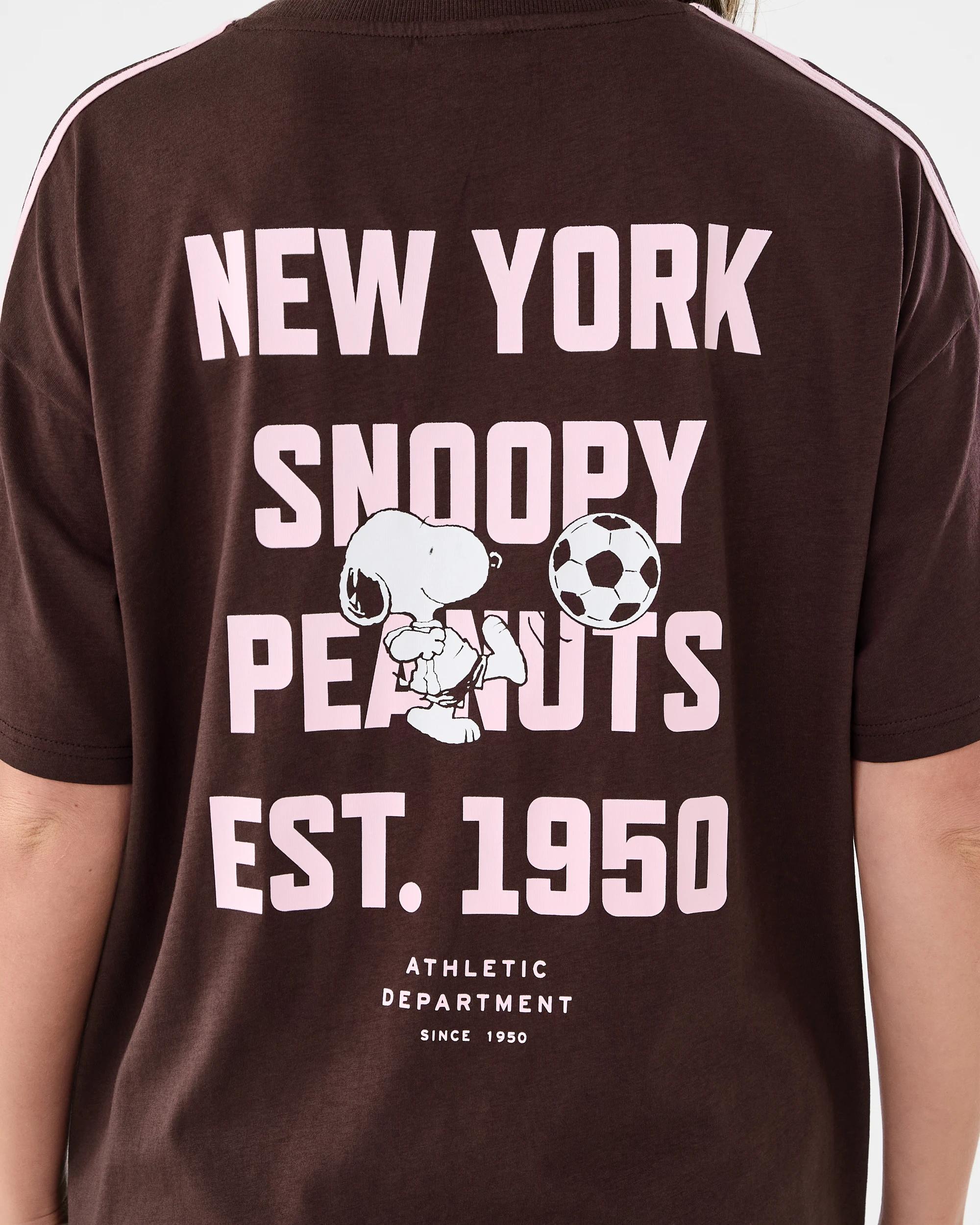 6 Peanuts License Premium Short Sleeve T-shirt Peanutswc, 6 of 7
