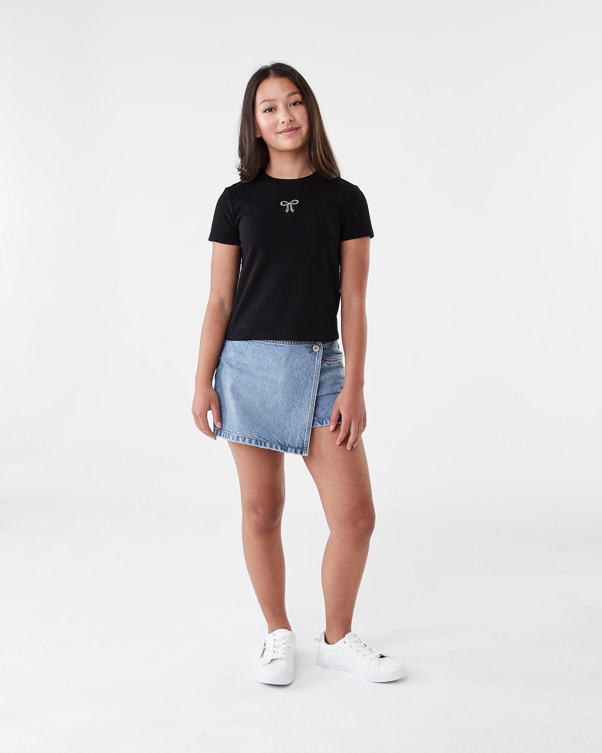 6 Short Sleeve Embellished Baby T-shirt Blk Bow, 6 of 7