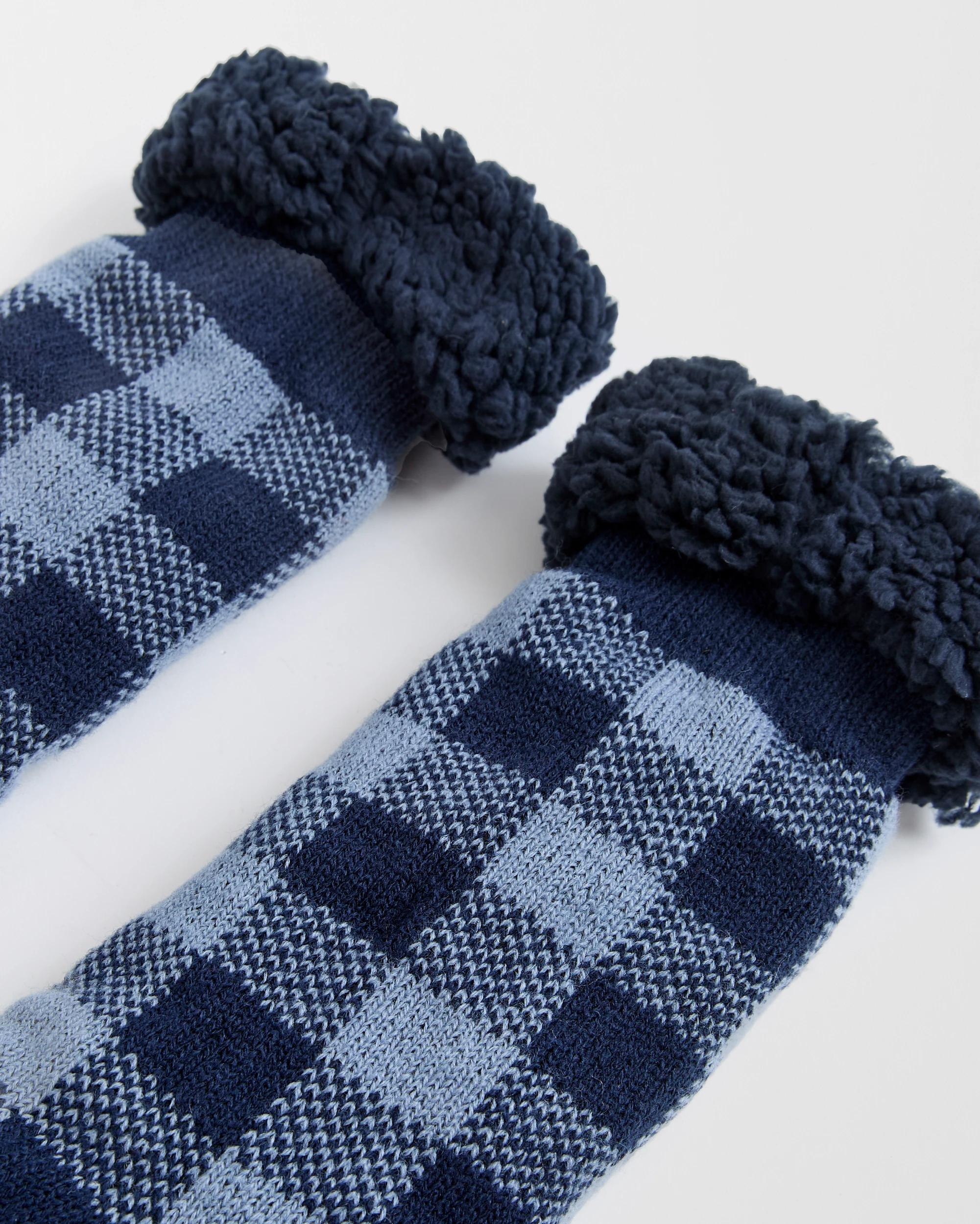 2 Target Man Sherpa Lined Knit Crew Socks NAVY CHECK, 2 of 3