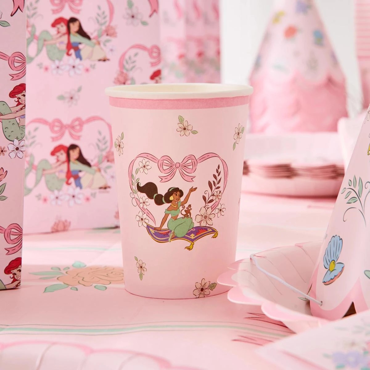 7 100 Piece Disney Princess Party Box, 7 of 9