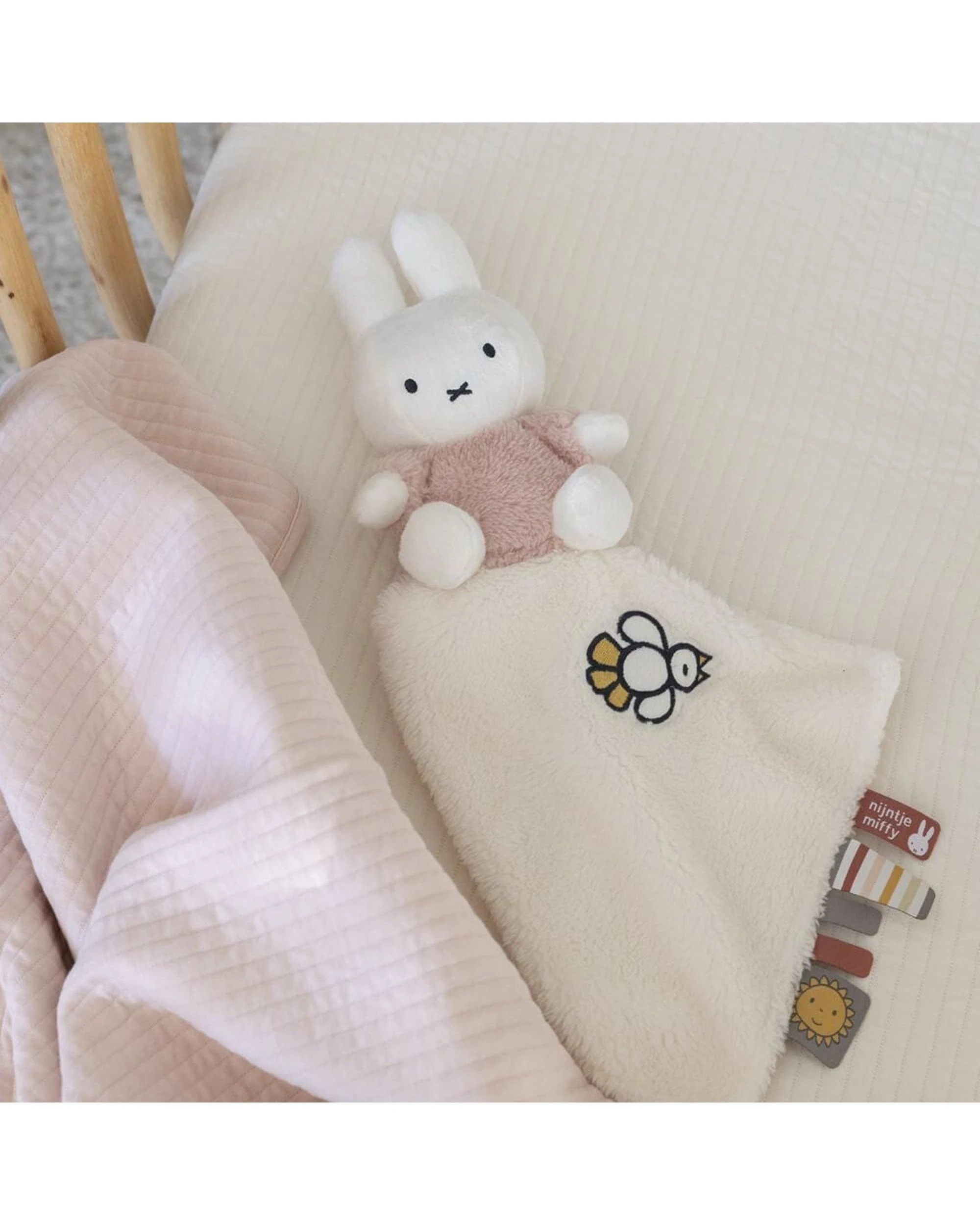 4 Miffy Fluffy Cuddle Cloth - Pink, 4 of 6