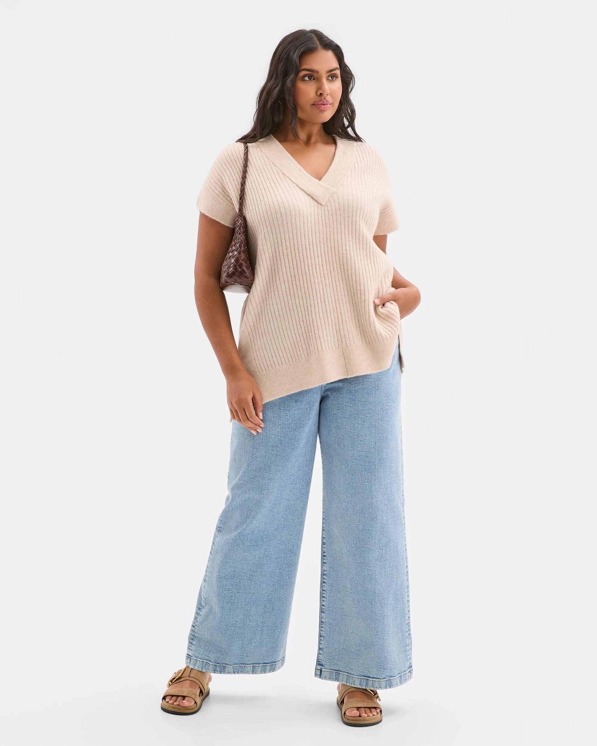 1 Target Curve Plus Size Sleeveless V-Neck Longline Knit Vest OATMEAL MARLE, 1 of 5