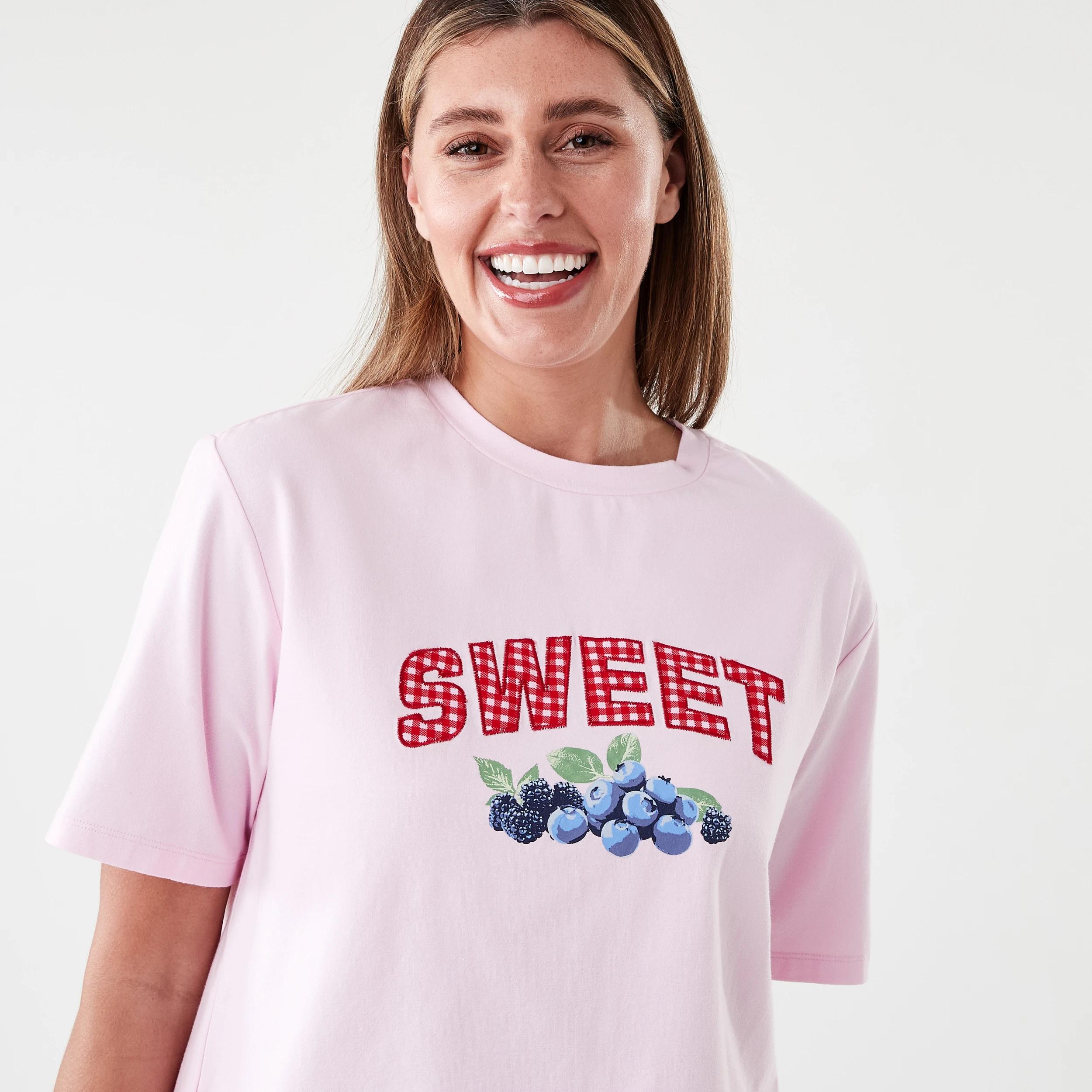 4 Print Knit T-shirt and Woven Shorts Pyjama Set Sweet Brry, 4 of 8