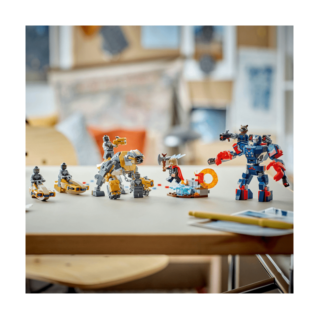 9 LEGO Marvel Super Heroes Avengers: Endgame Thor vs. Chitauri 76322, 9 of 10