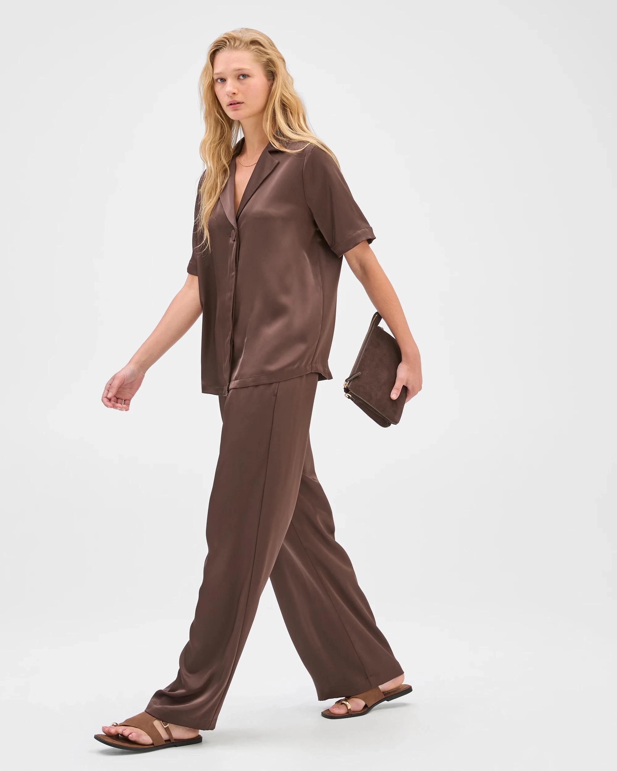 3 Preview Satin Short Sleeve Shirt GANACHE, 3 of 9