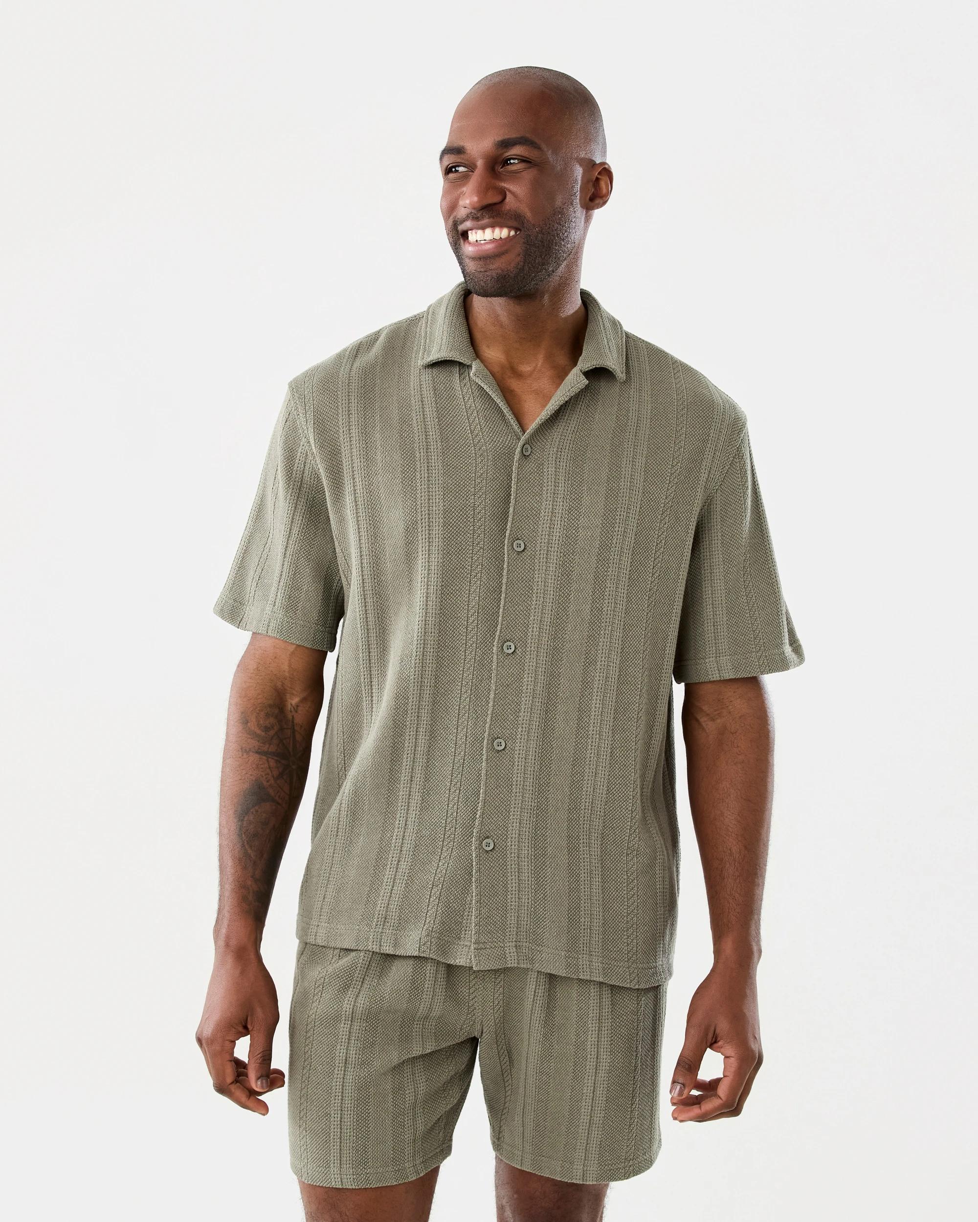 1 Short Sleeve Textured Shirt Grn Selfsp, 1 of 10