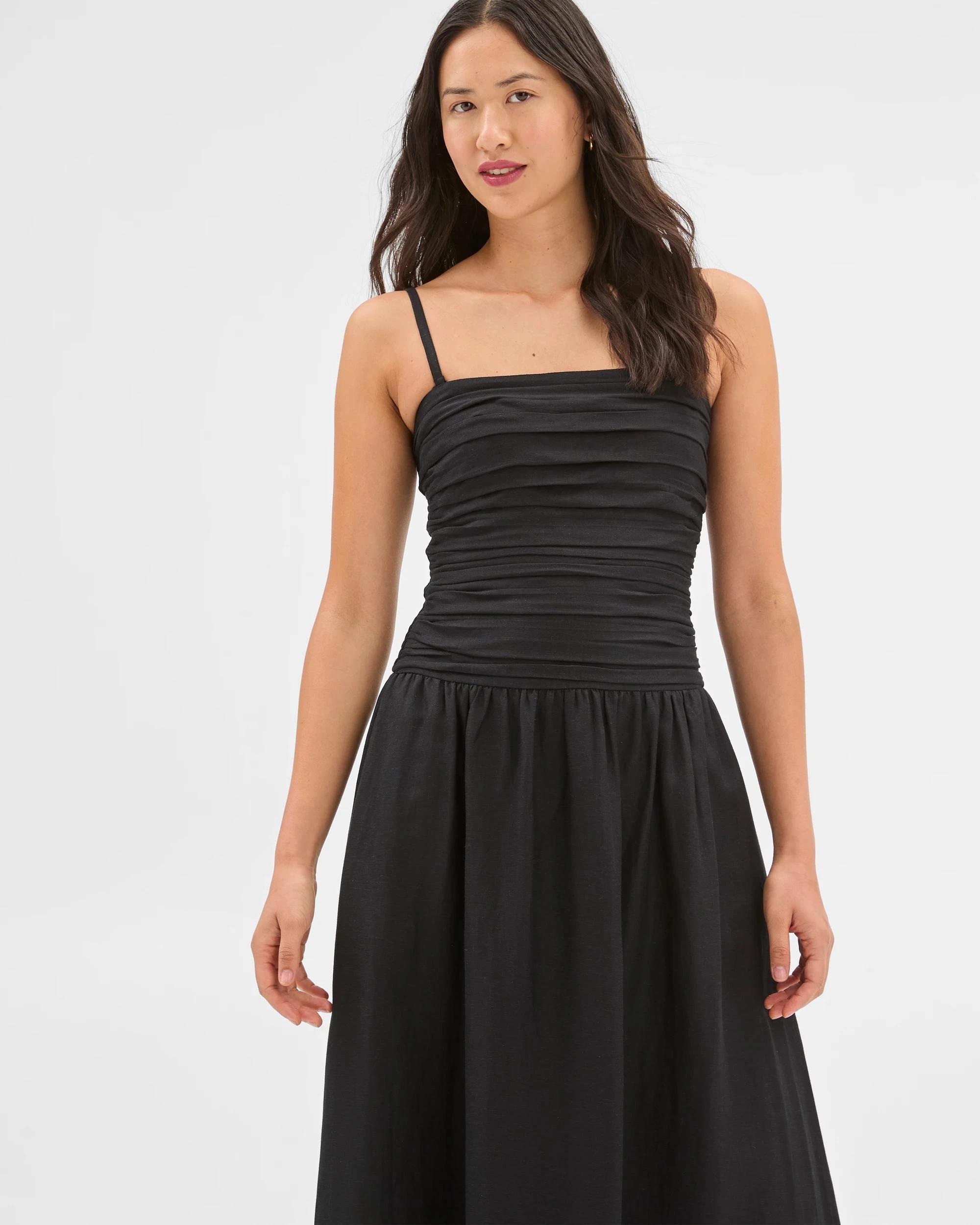 2 Gathered Sleeveless Midi Dress - Preview BLACK, 2 of 7