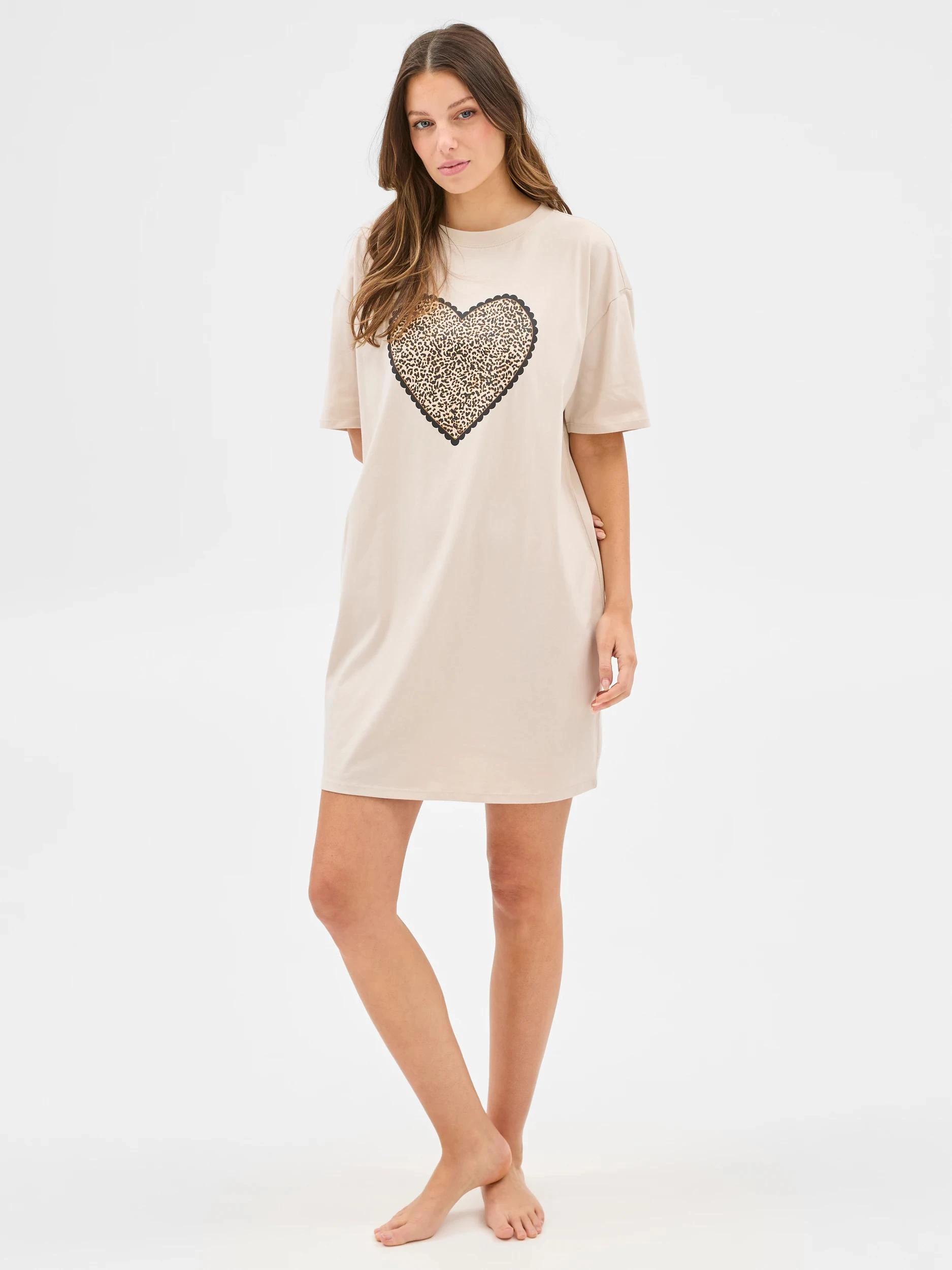 1 Target Woman Australian Cotton Womens Boyfriend T-Shirt Nightie LEOPARD HEART, 1 of 6