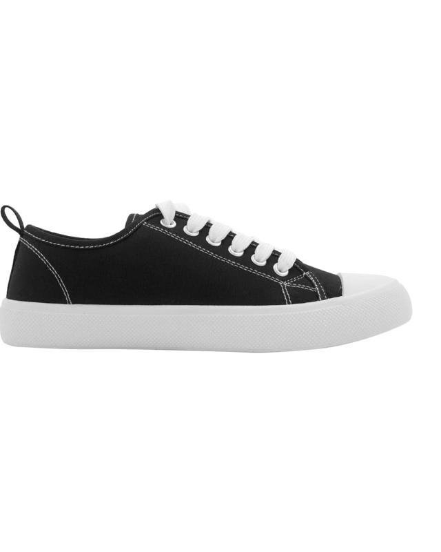 Canvas Low Top Snea