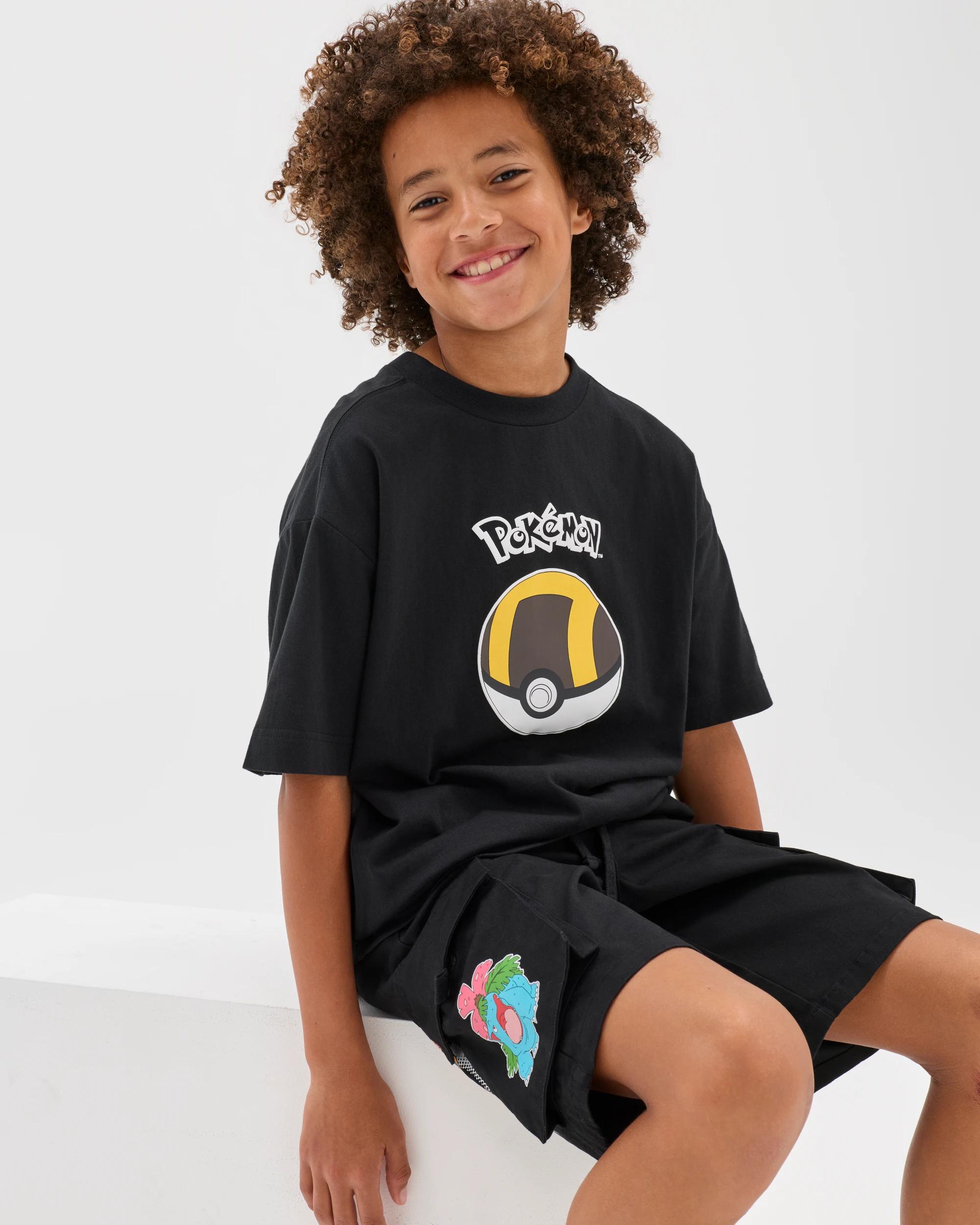 2 Pokemon Cargo Shorts BLACK, 2 of 8