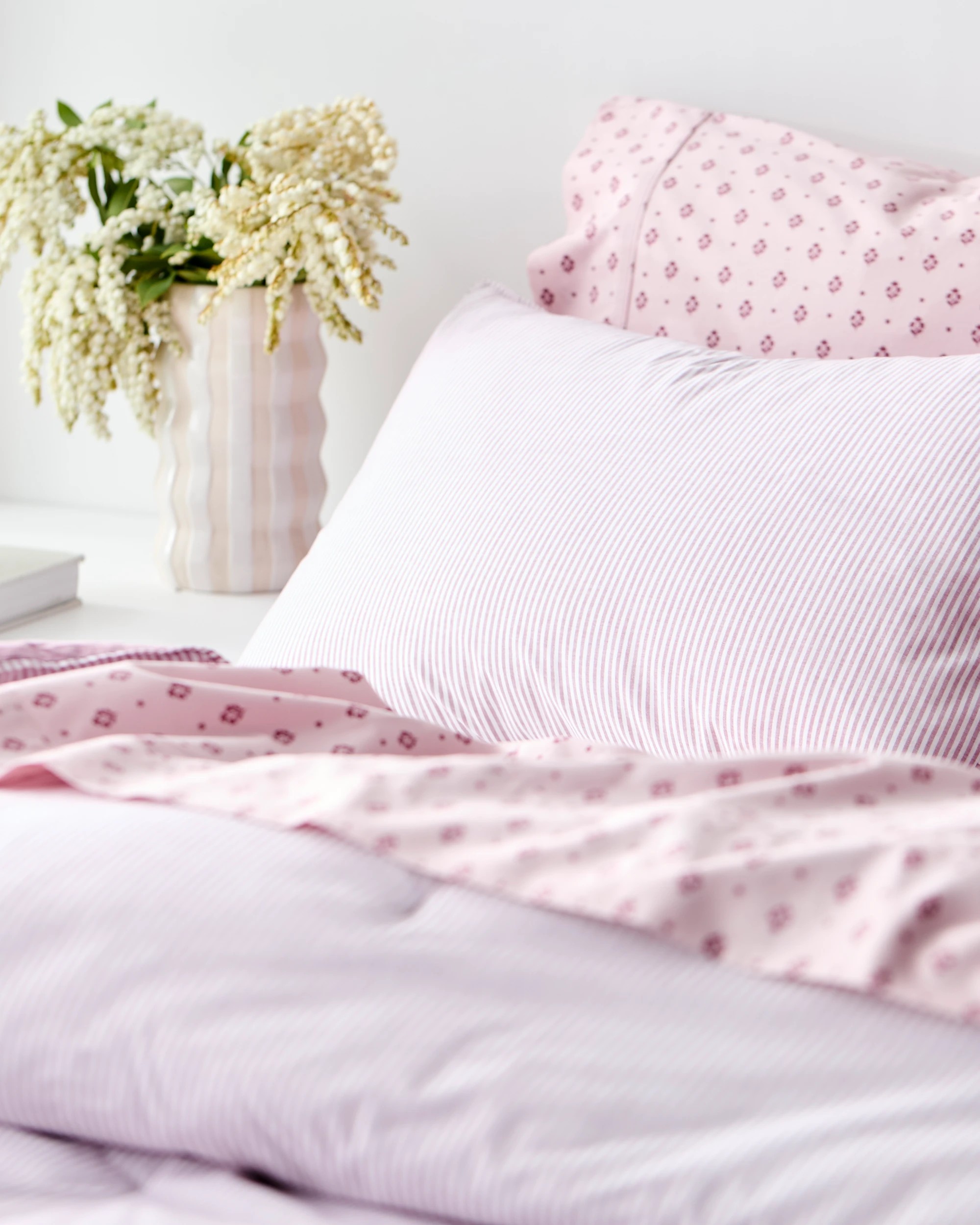 4 Target Hampton Comforter Set - King Bed - Pink, 4 of 10