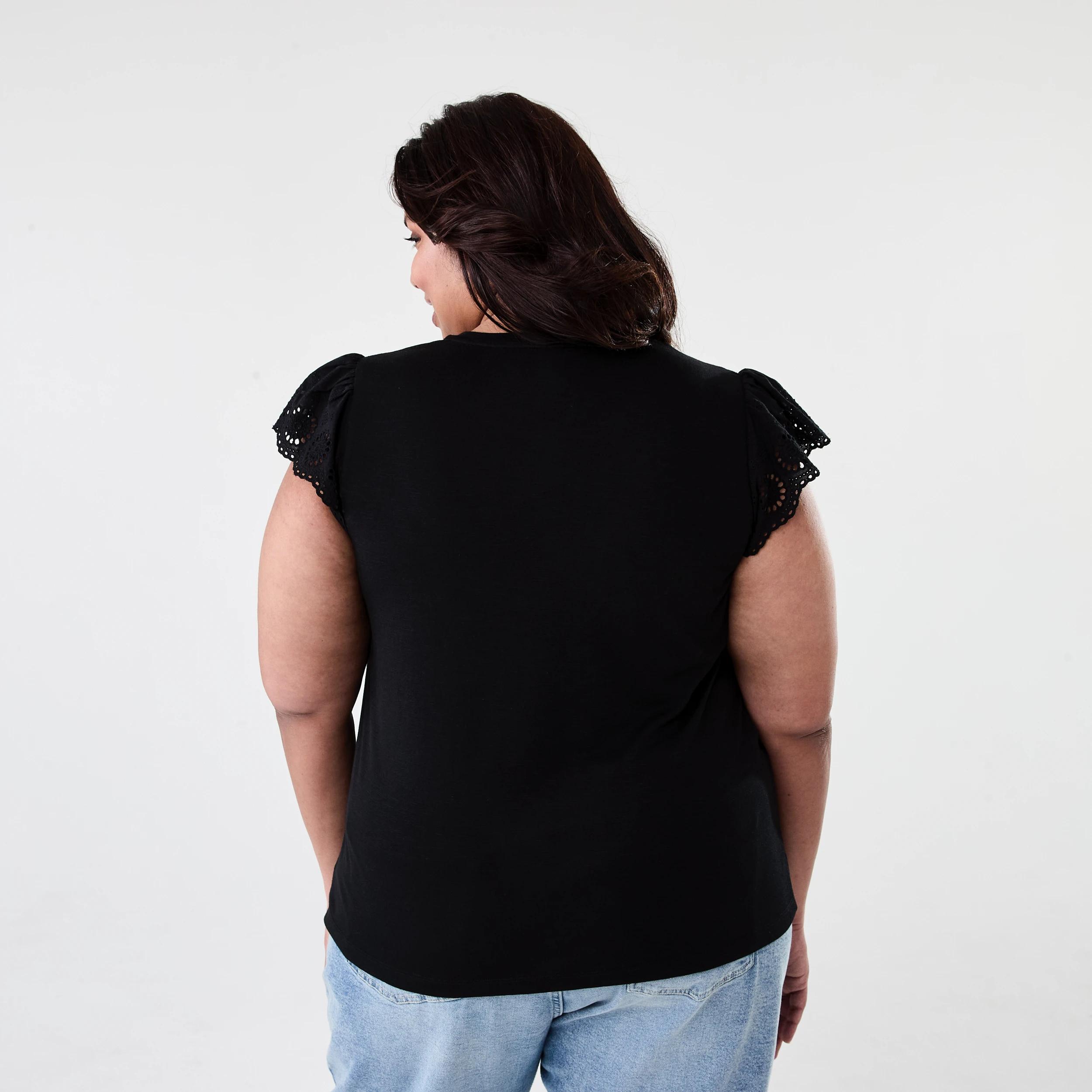 3 Curve Sleeveless Broderie Top Black, 3 of 5