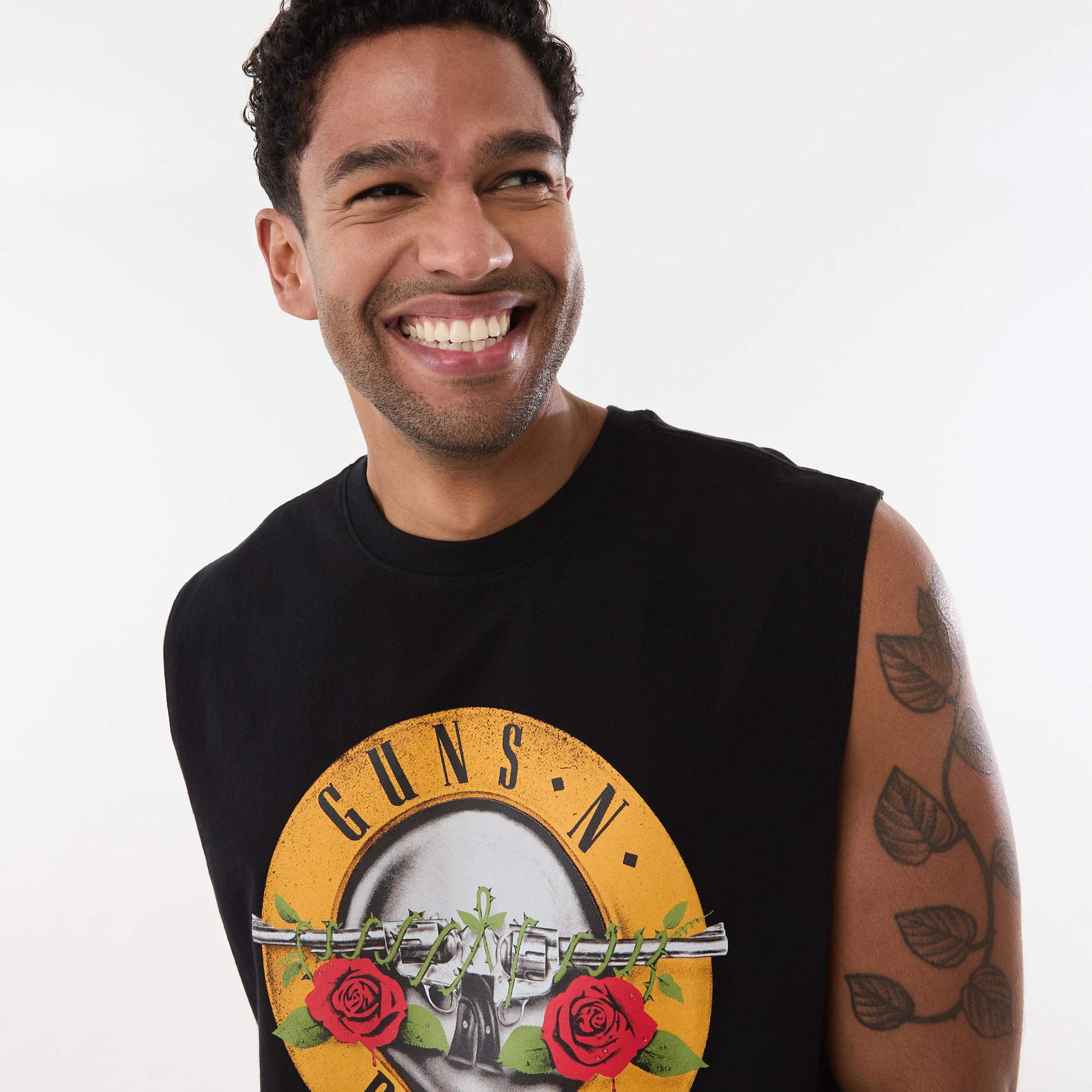 4 Guns N' Roses License Oversized Muscle BLACK, 4 of 6