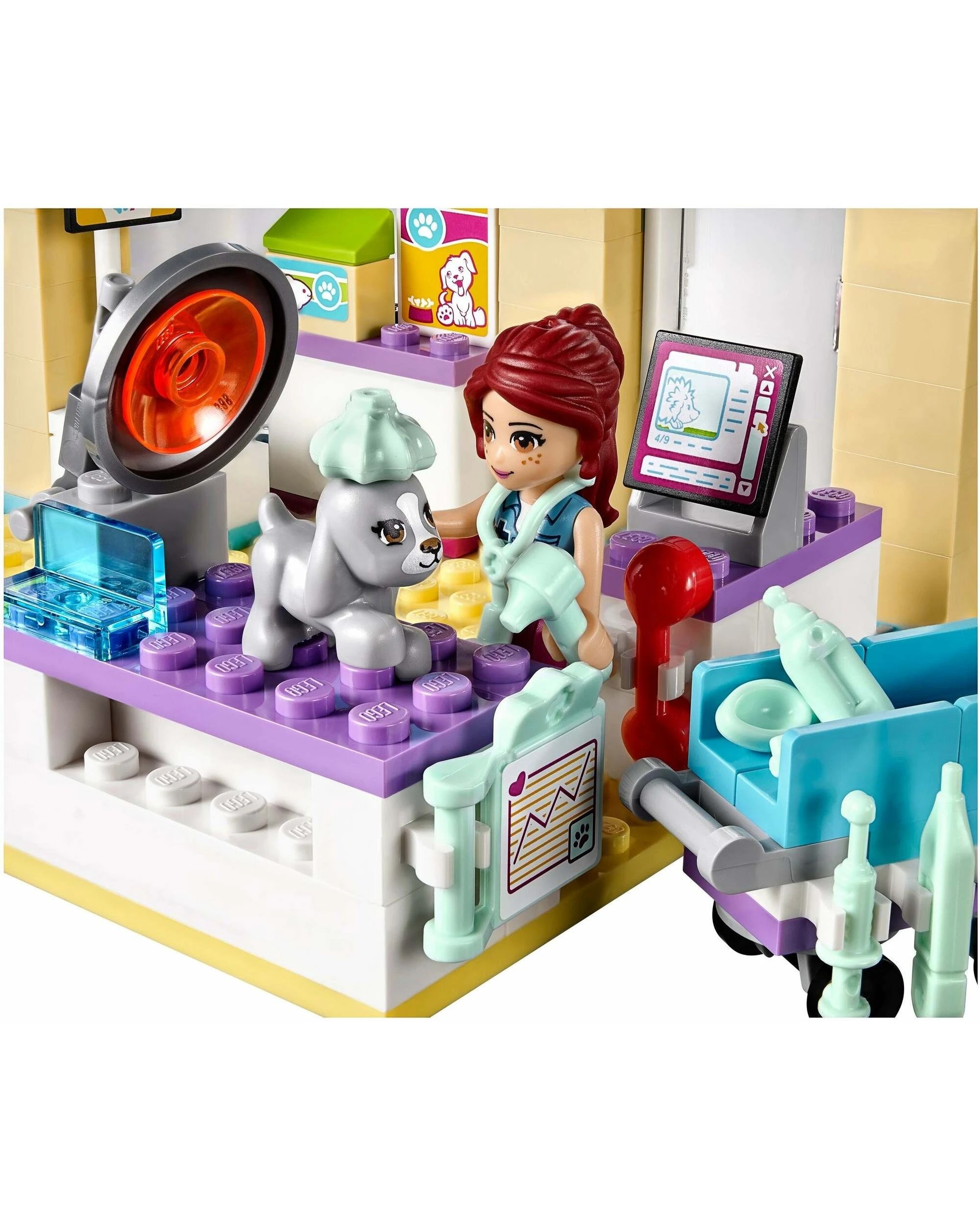 4 LEGO 41085 Vet Clinic: Pet Rescue & Care Playset, 4 of 5