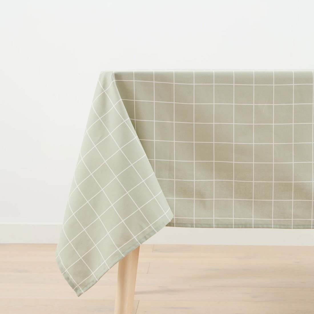 3 Grid Tablecloth, 3 of 5
