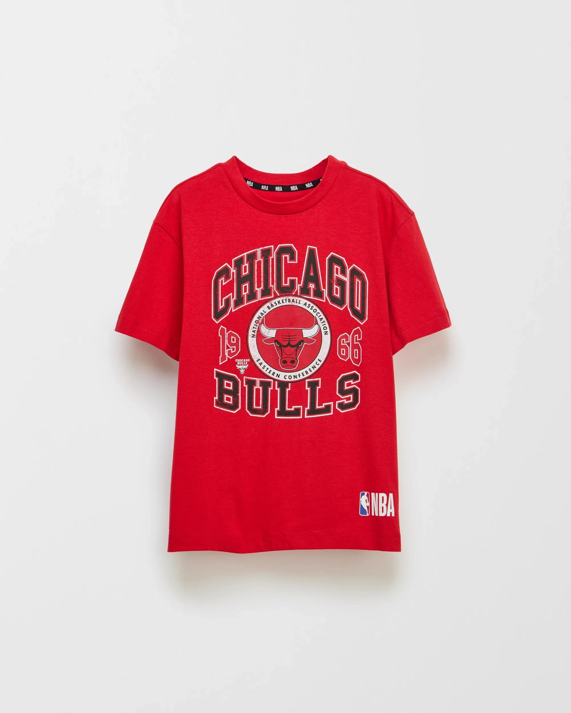 1 Australian Cotton NBA T-shirt CHICAGO BULLS, 1 of 2