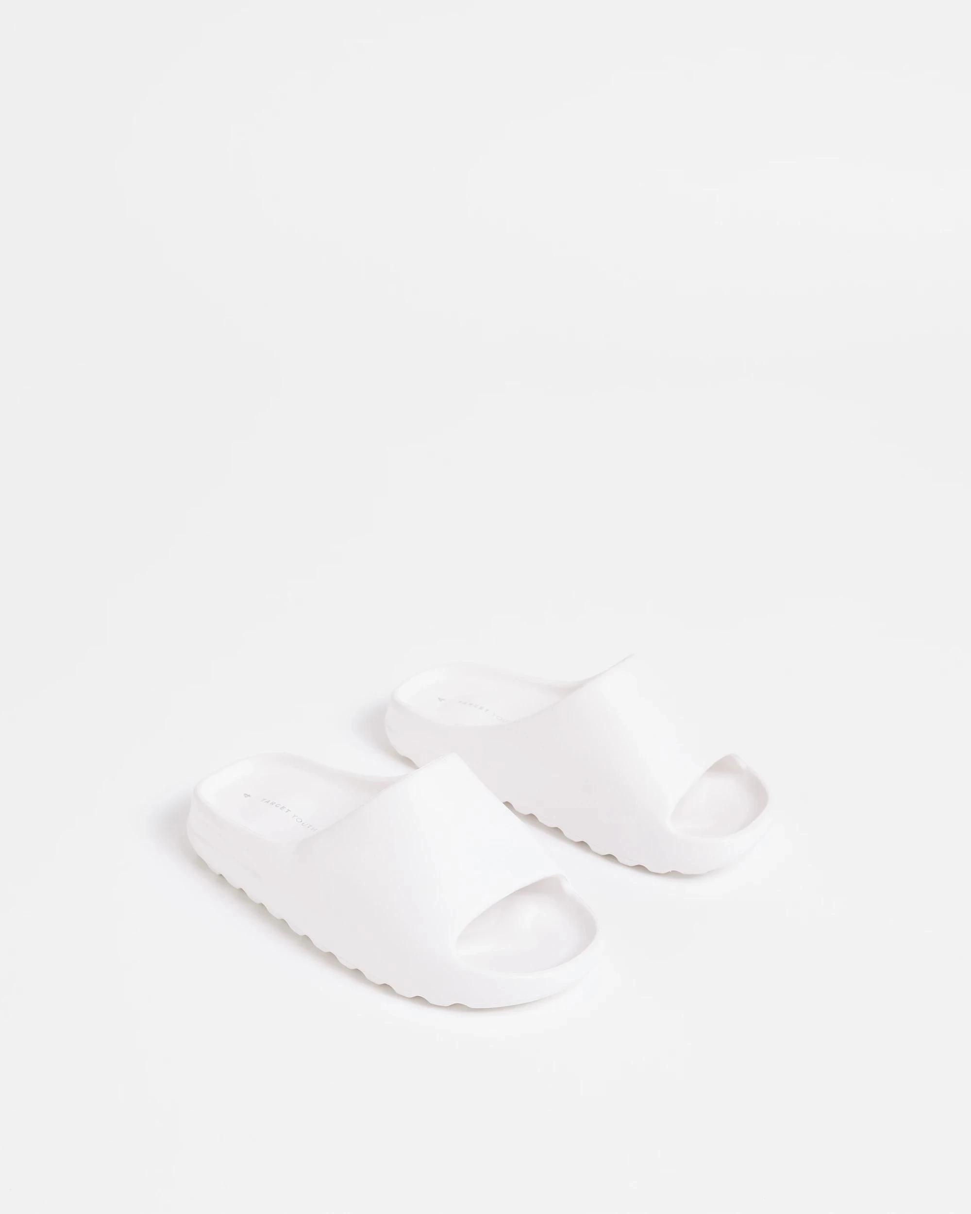 2 Target Boys Senior Moulded Pool Slides WHITE, 2 of 3