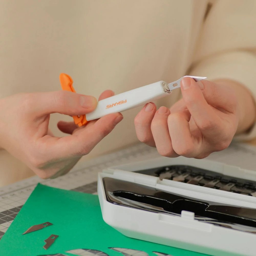 4 Fiskars Medium Duty Precision Cutting & Carving Set, 4 of 4