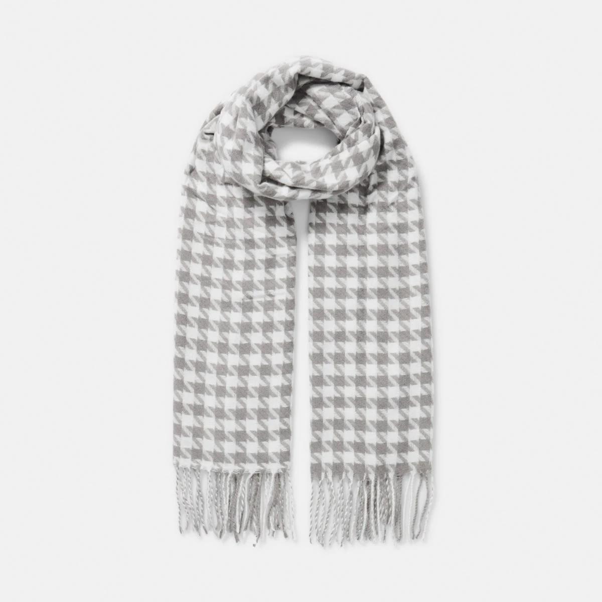 1 Lightweight Scarf Houndstth, 1 of 3