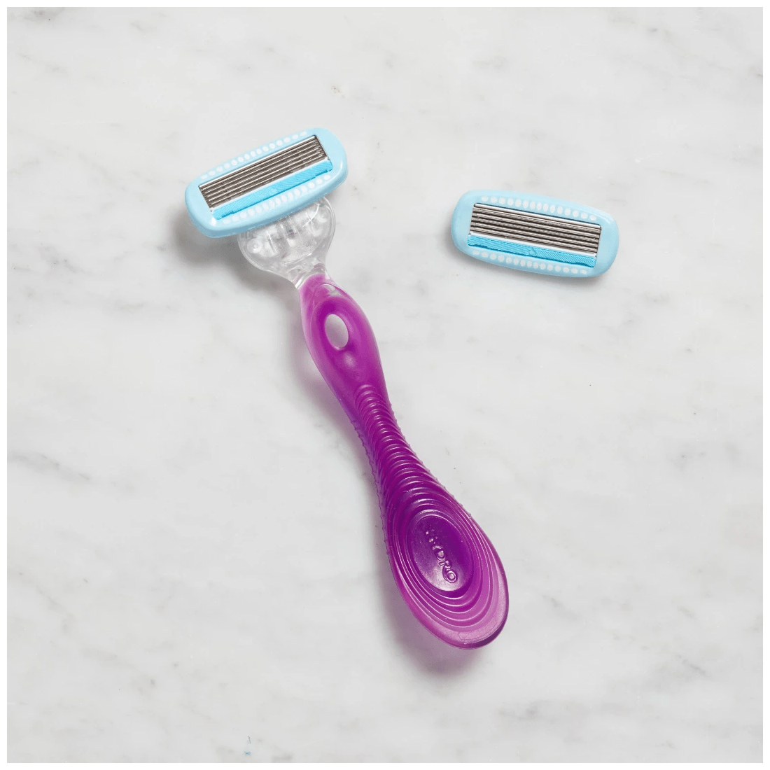 5 Schick Silk Hydro Moisture Care Razor Kit, 5 of 9