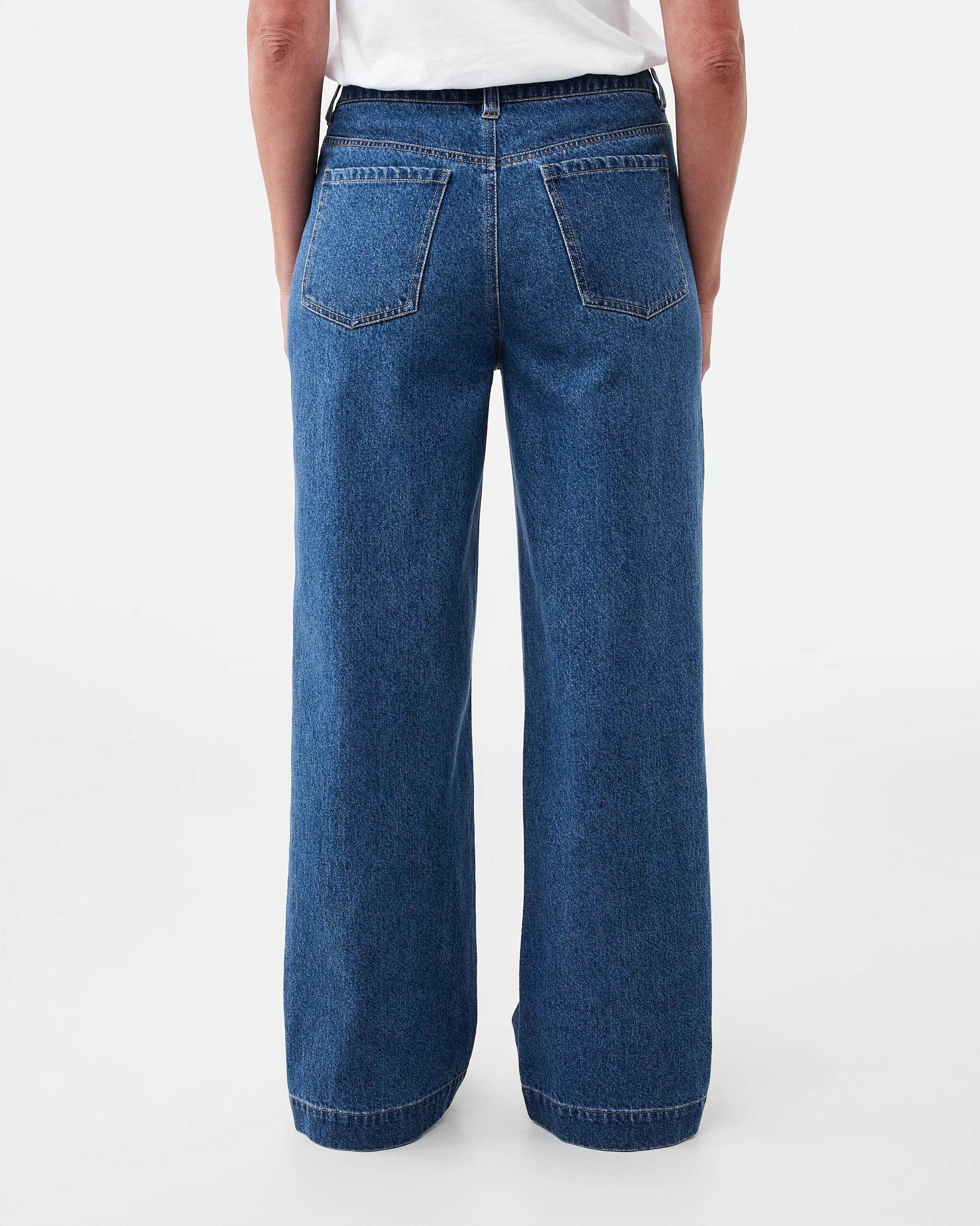 3 Straight Leg Jeans Mid Wash, 3 of 8