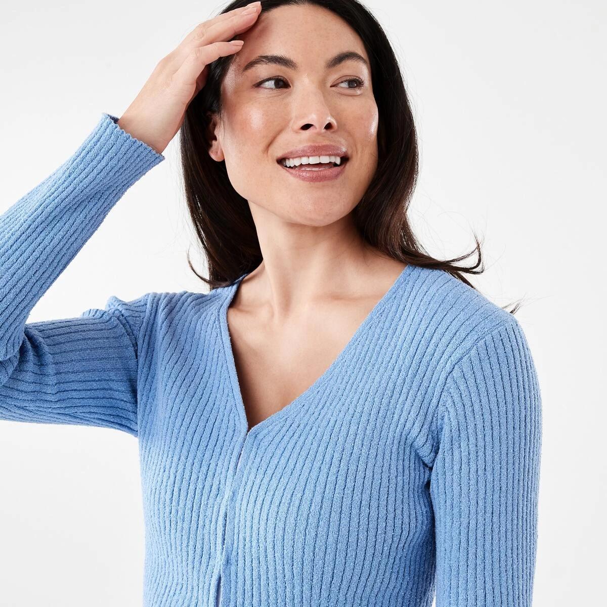 4 Textured V-Neck Top Cornflower, 4 of 6