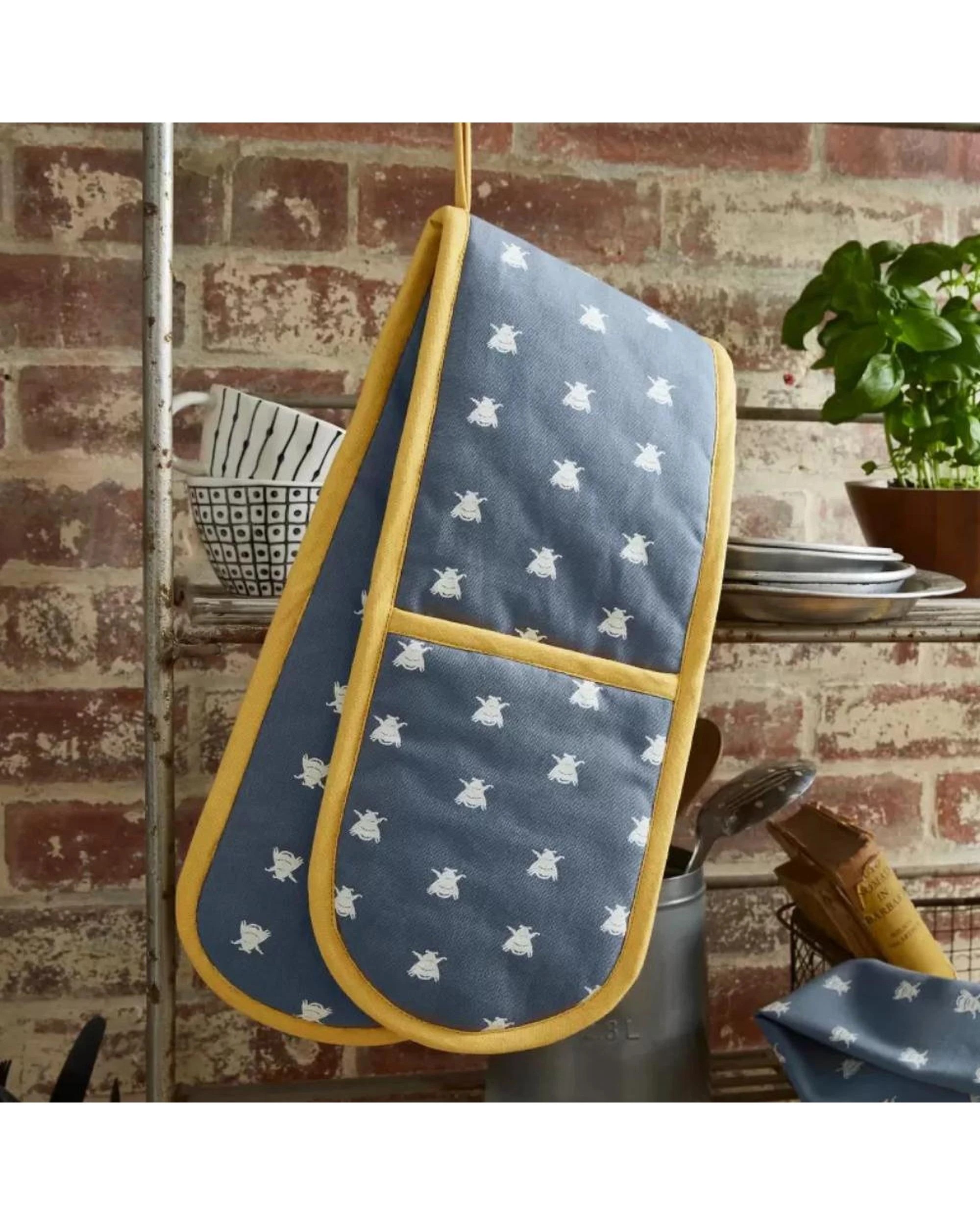 5 Ulster Weavers Double Oven Glove Bees Blue  88 x 18cm, 5 of 5