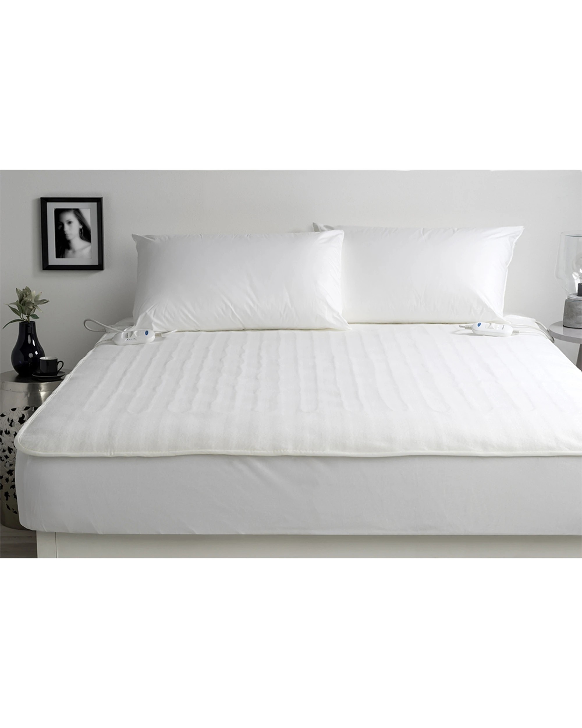 1 Jason Commercial X-Long Electric Blanket Fully Fitted 91x203cm - White, 1 of 3