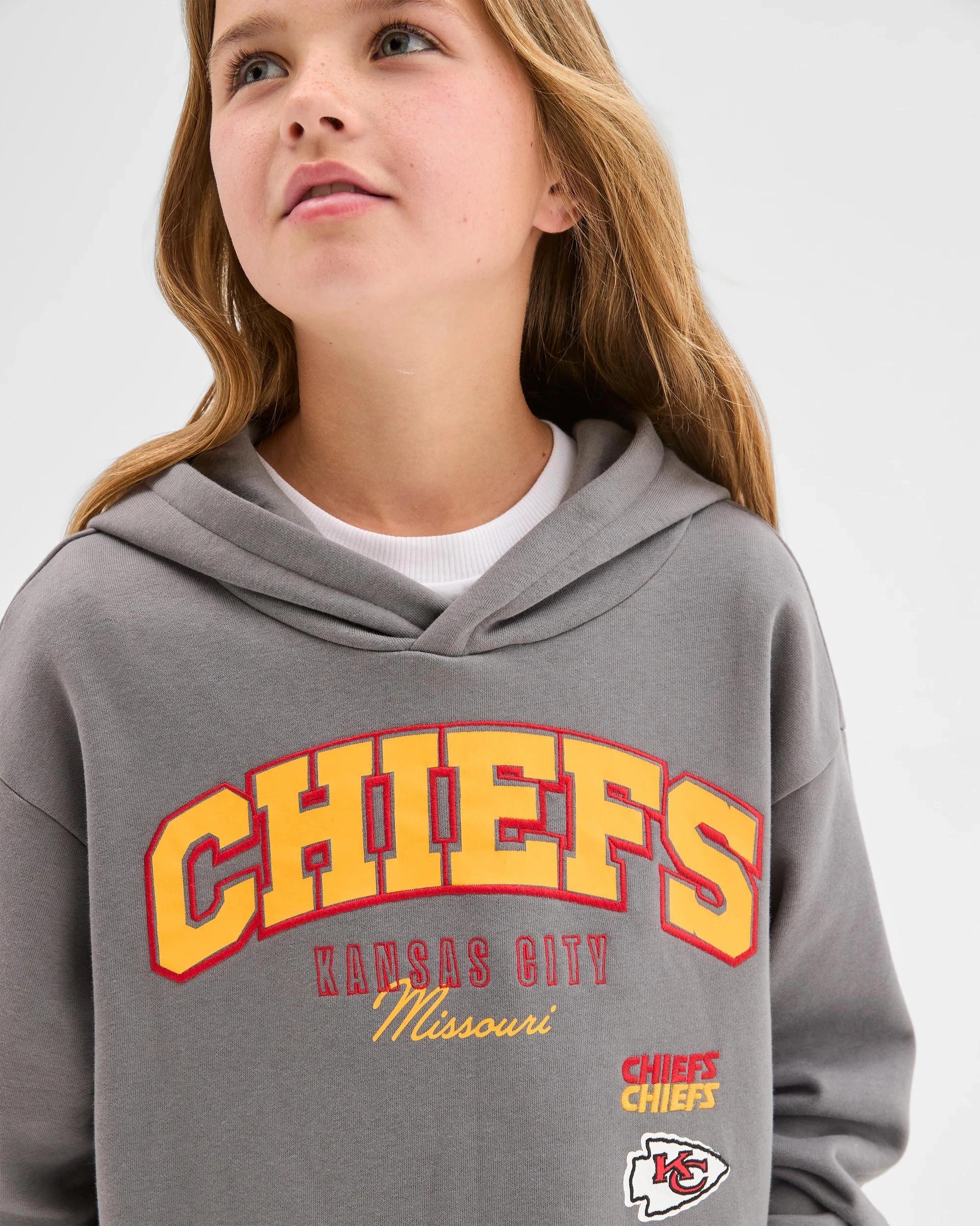 3 NFL Australian Cotton Blend Oversized Hooded Jumper CHIEFS, 3 of 7