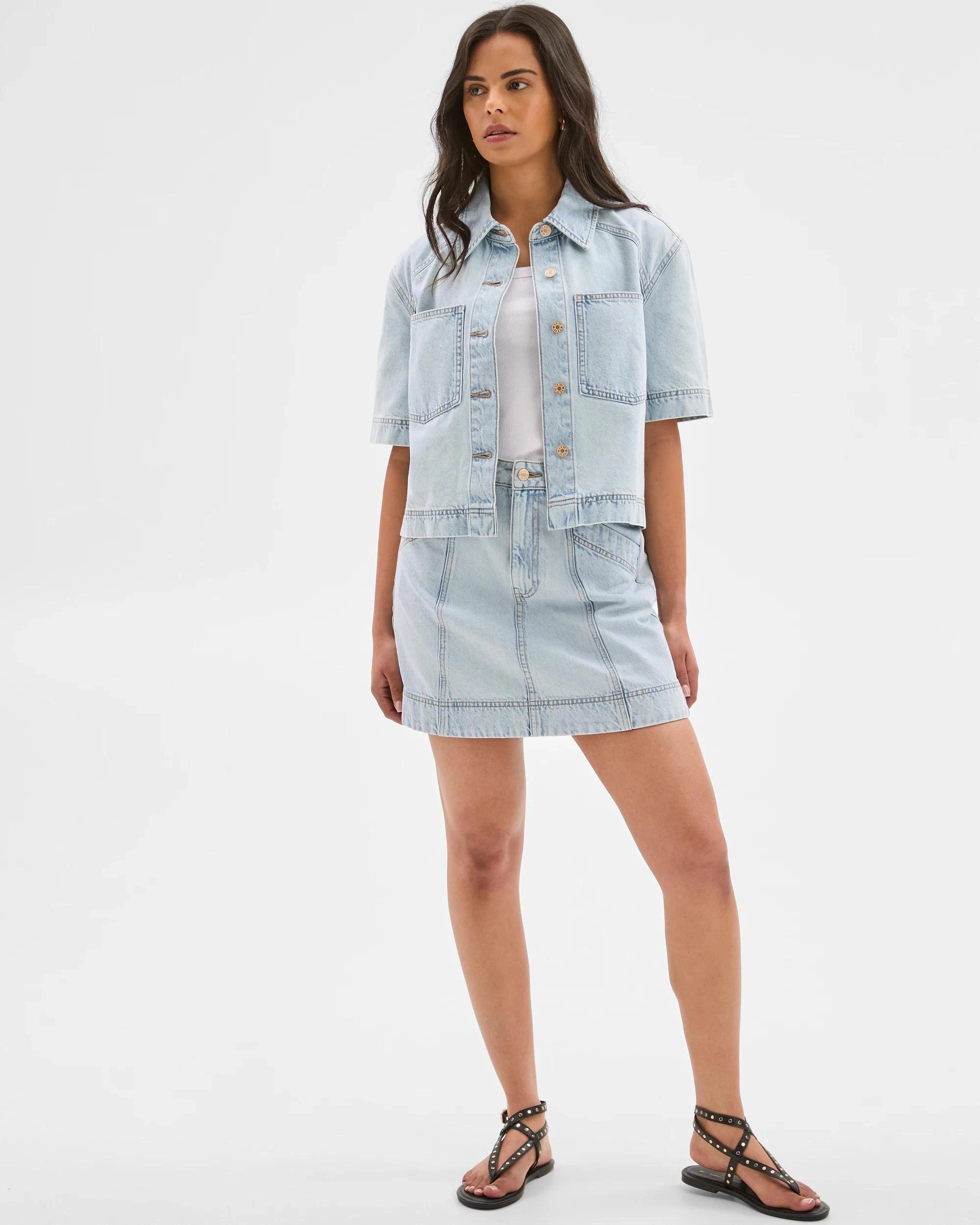 2 Target Slant Pocket Denim Mini Skirt SUNBLEACHED INDIGO, 2 of 5