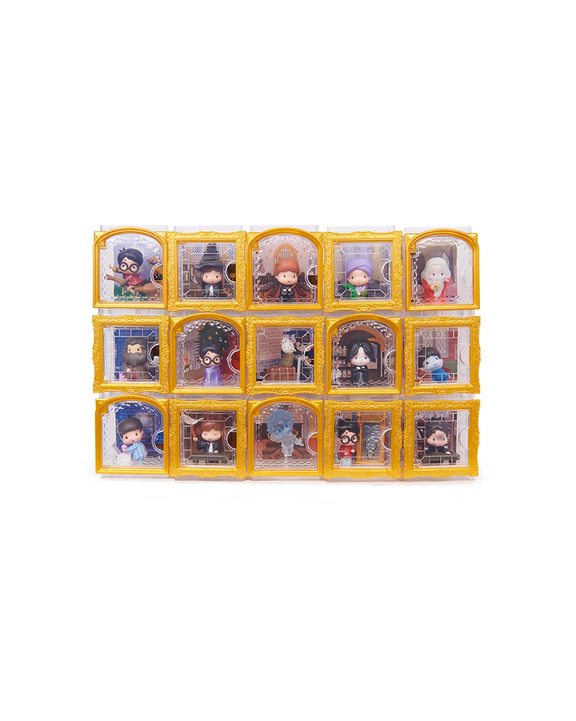 4 Spin Master Harry Potter Collectible Single Pack 2 Pack Mini Figures 1.5-Inch - Assorted, 4 of 7