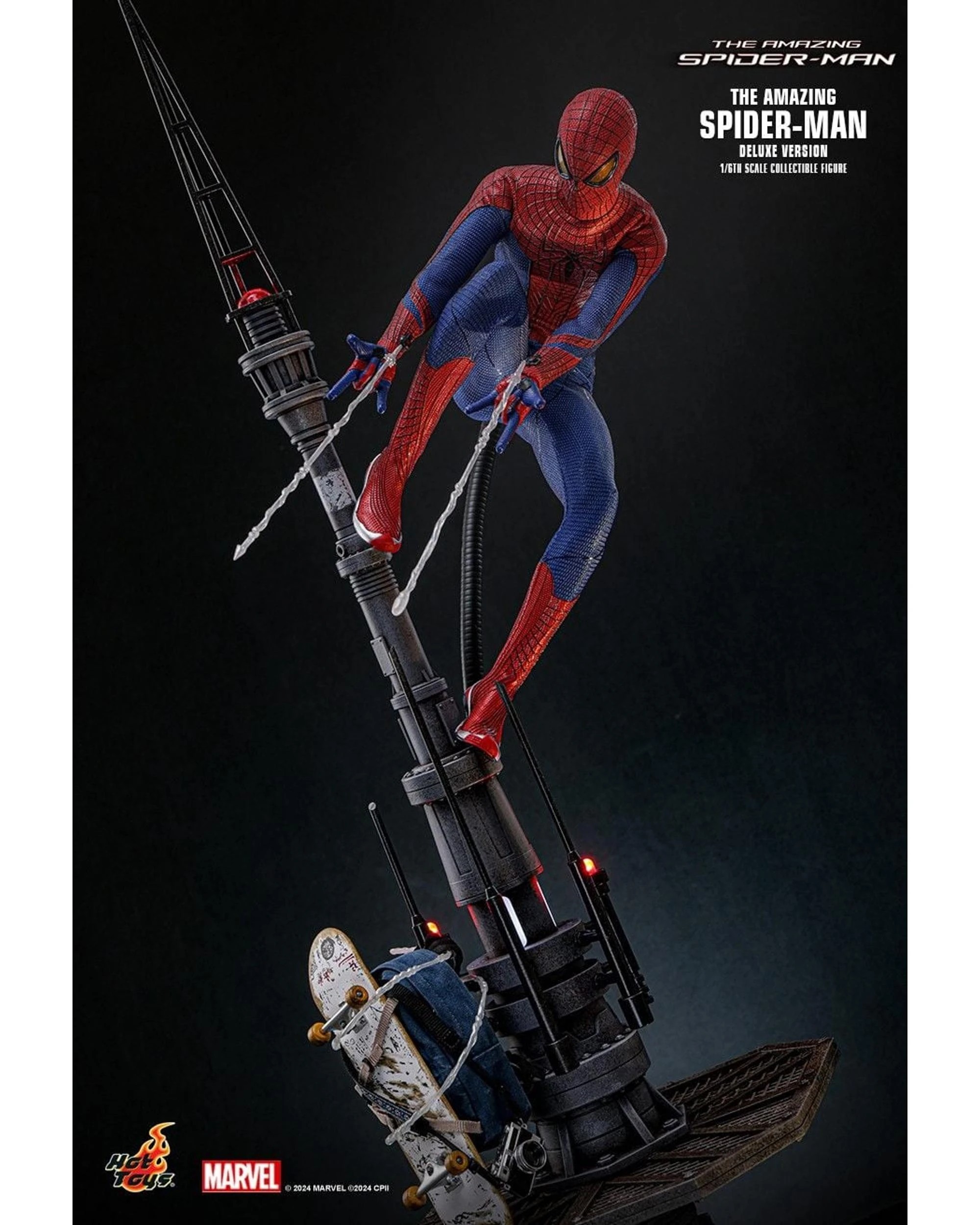 3 Hot Toys The Amazing Spider-Man Spider-Man 1:6 Scale Deluxe Collectible Action Figure, 3 of 10