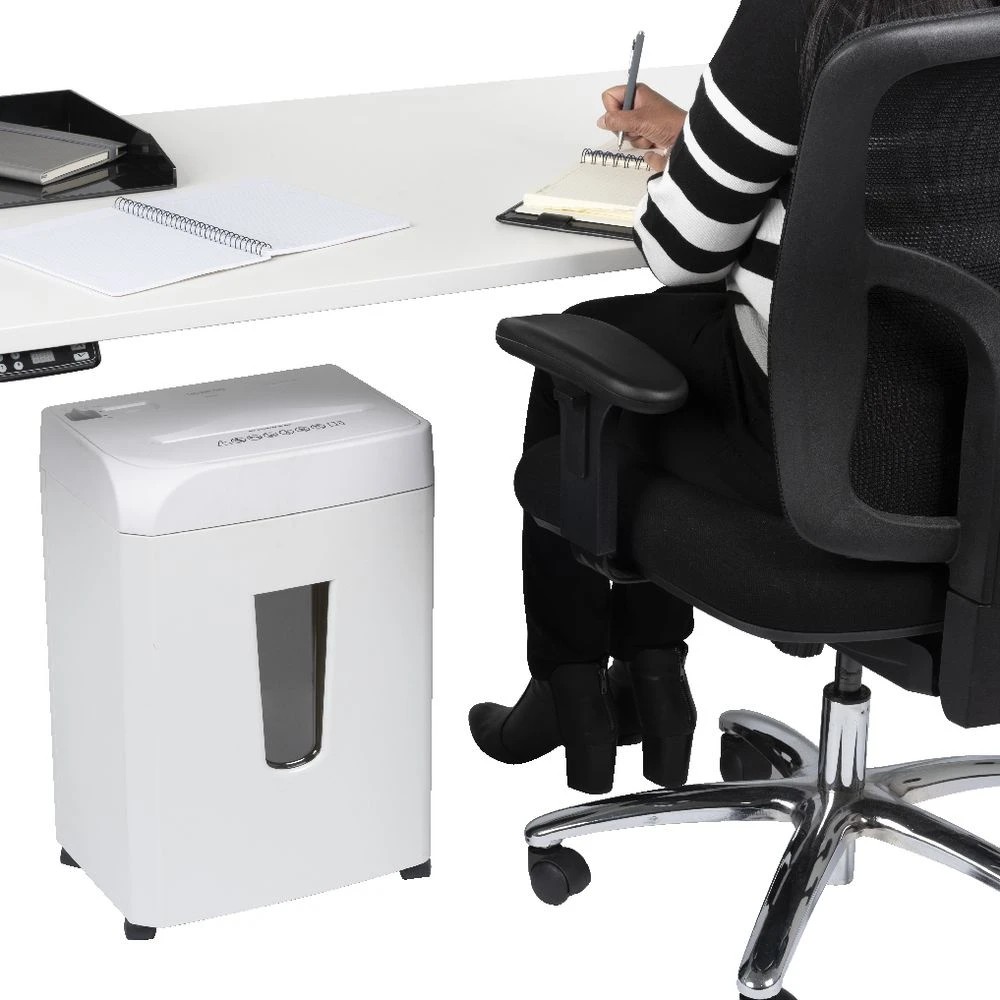 10 J.Burrows Micro Cut Shredder White S333, 10 of 10