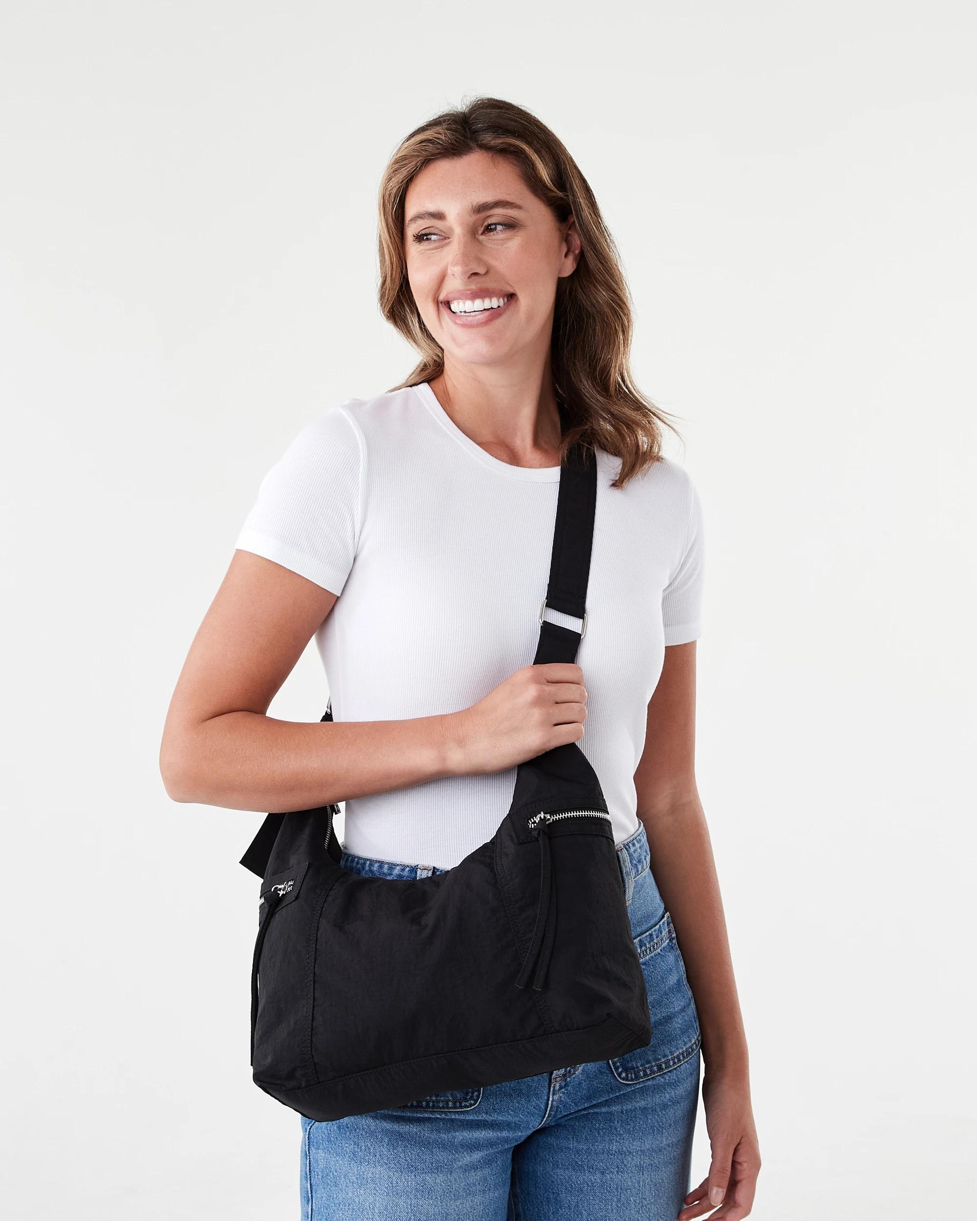 5 Casual Crossbody Bag Black, 5 of 5