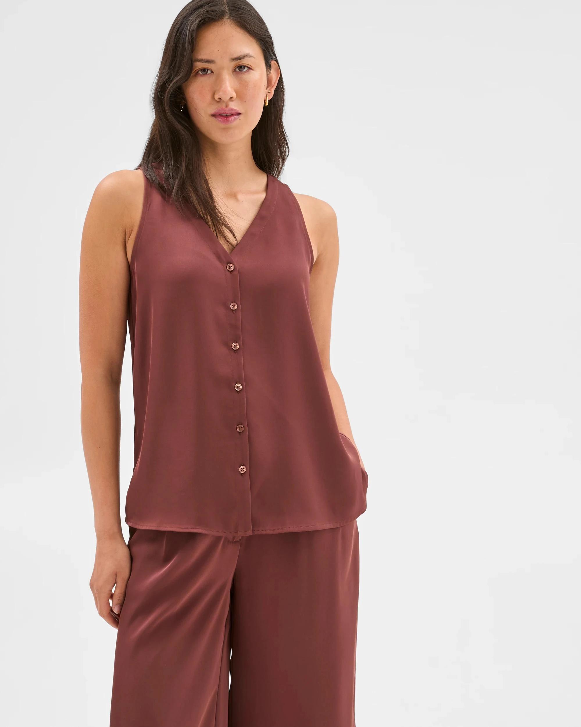 4 Sleeveless Vest Detail Top - Preview RUM RAISIN, 4 of 6