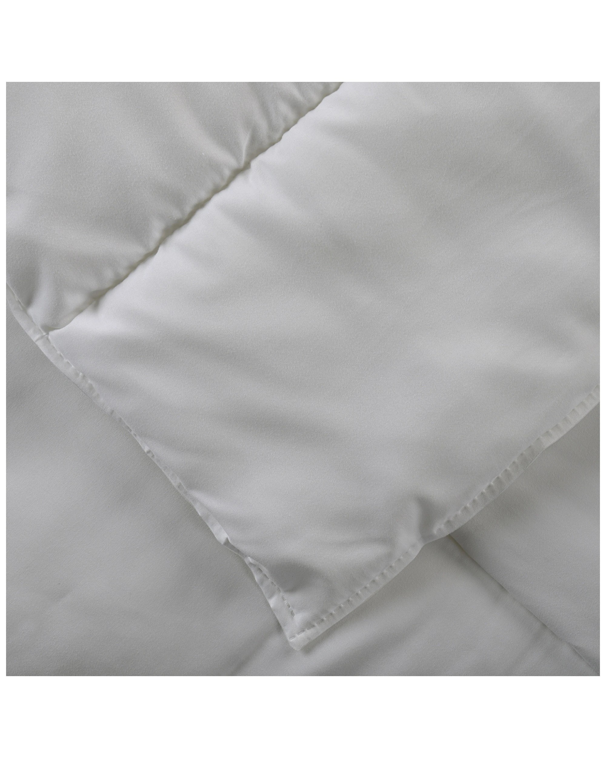 4 Tontine Good Night Soft Snuggly Quilt All Seasons King Bed Microfibre Machine Washable - King Bed - White, 4 of 5