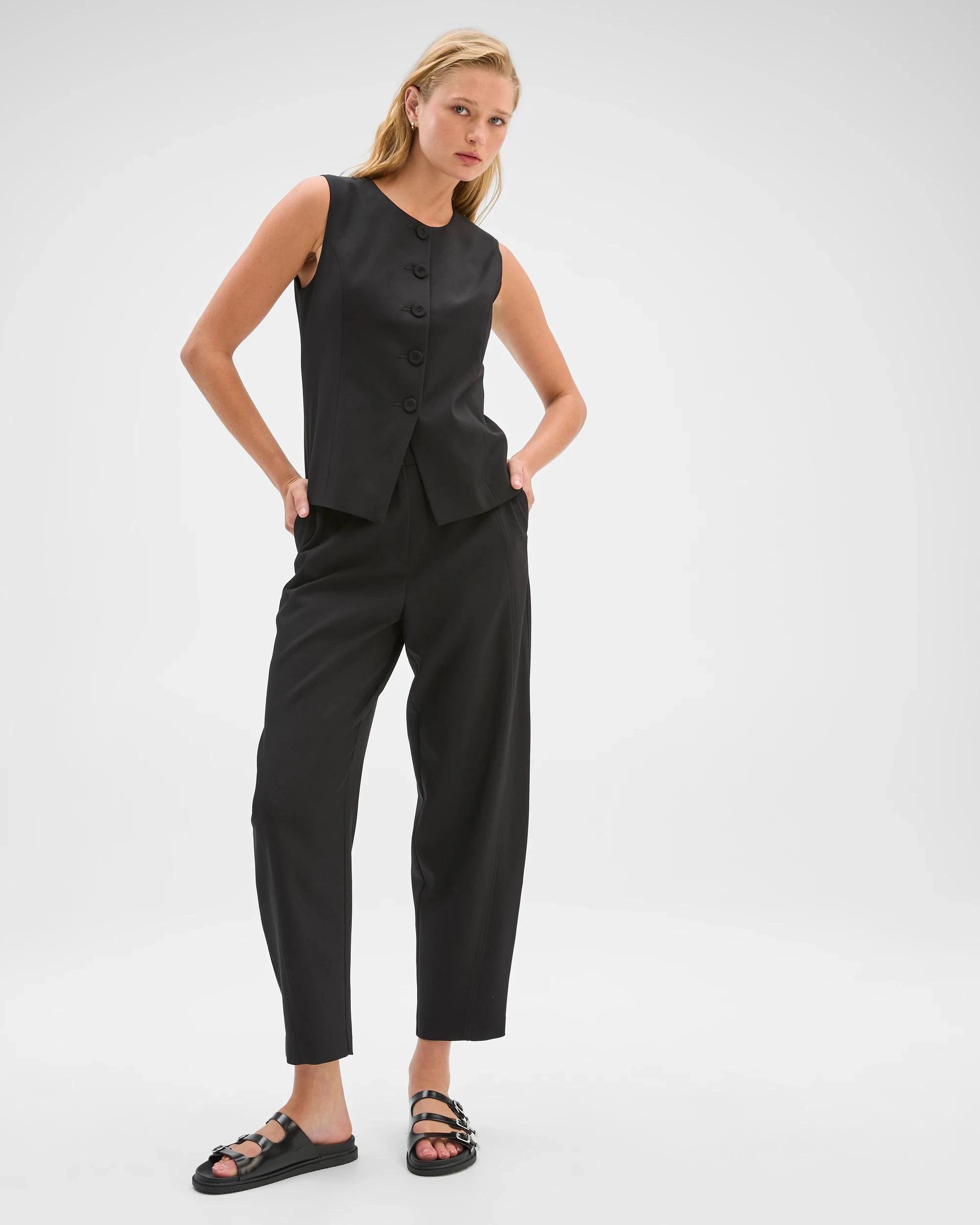 1 Preview Tailored Barrel Leg Pants BLACK, 1 of 6