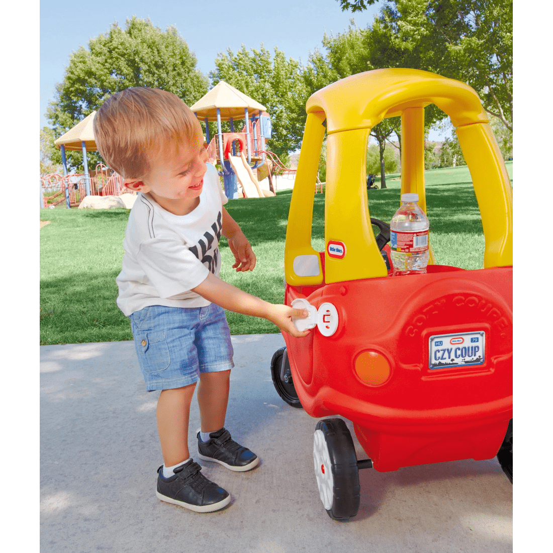 10 Little Tikes Cozy Coupe - Red, 10 of 10