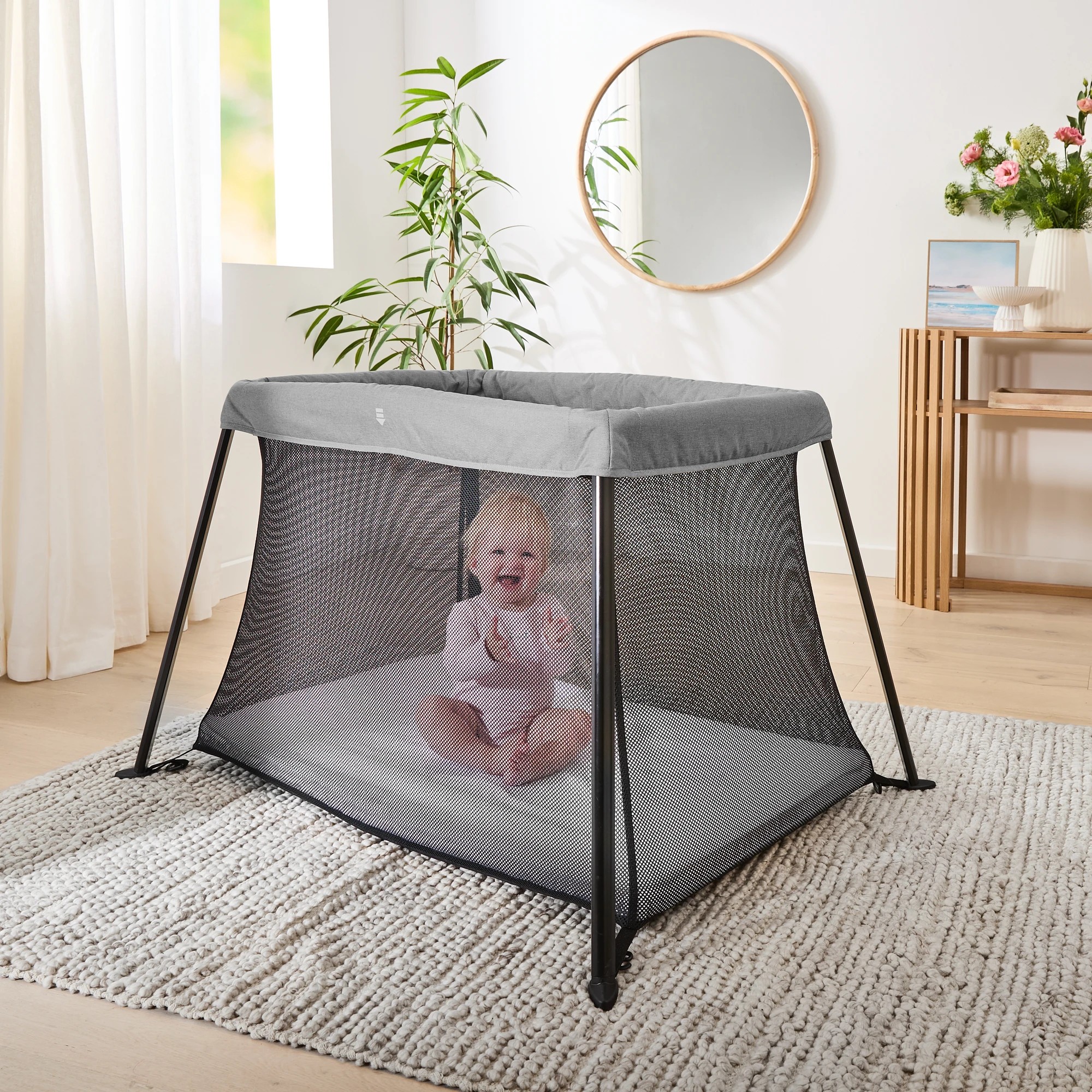 1 Snooze Travel Portacot, 1 of 10