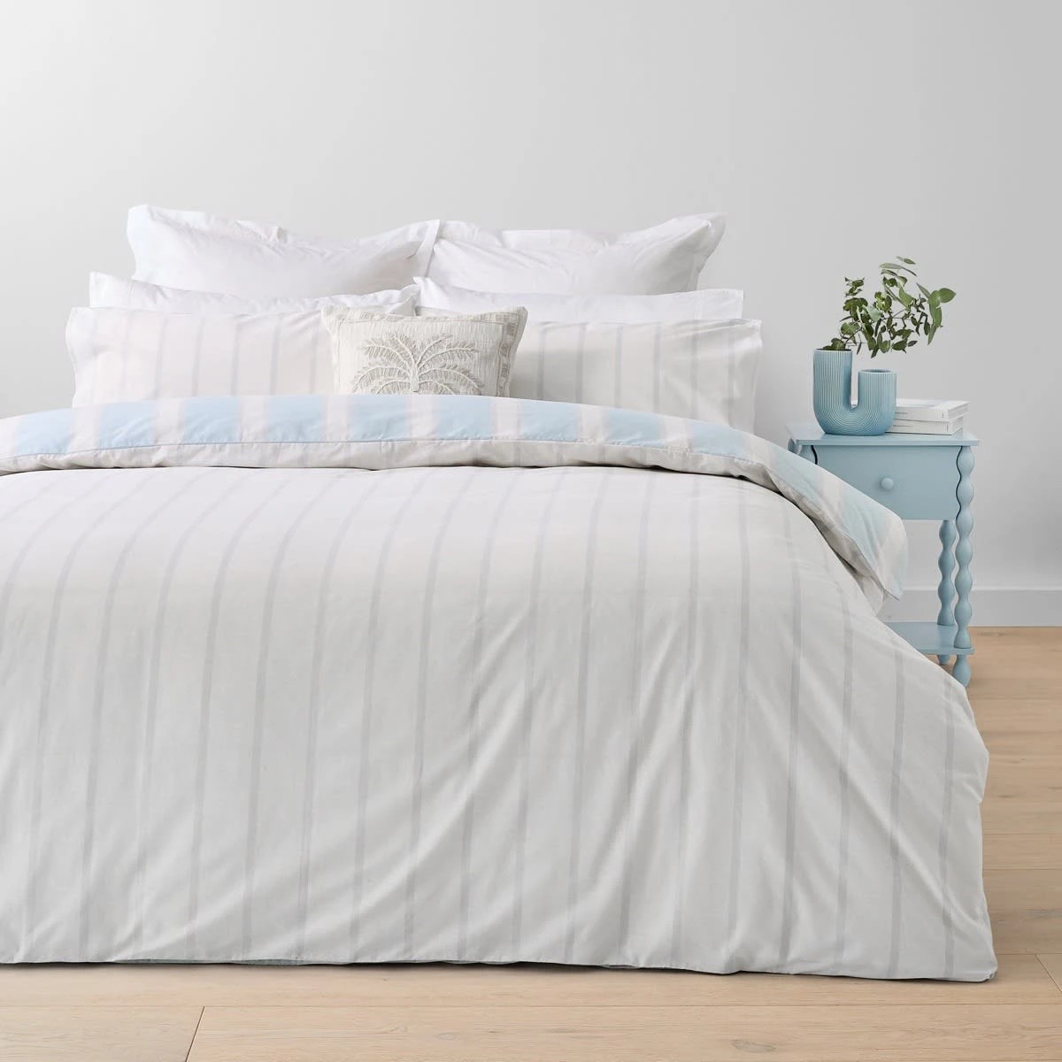 2 Cori Cotton Rich Reversible Quilt Cover Set - Double Bed, Blue, 2 of 7