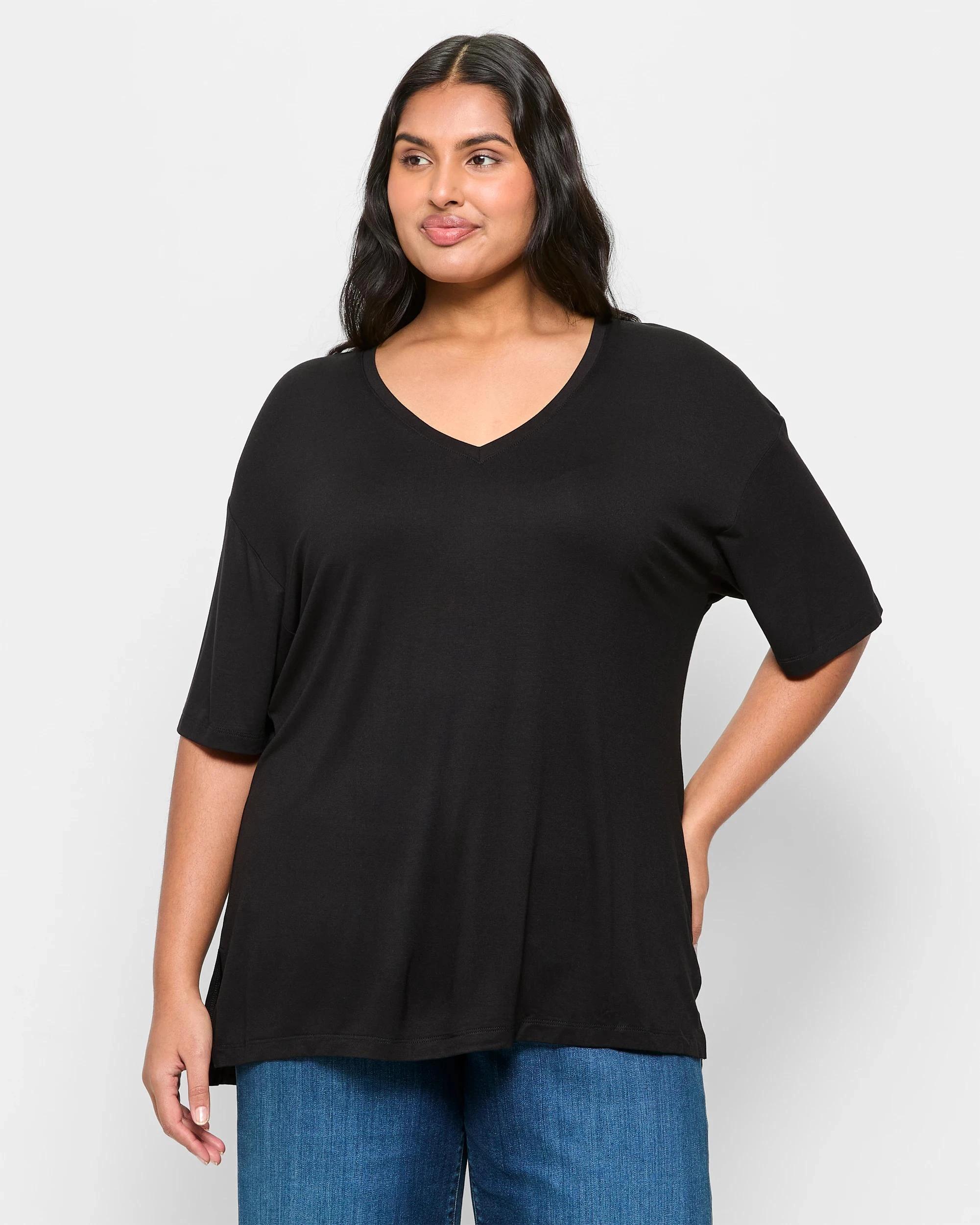 1 Target Plus Size V-Neck T-Shirt BLACK, 1 of 5