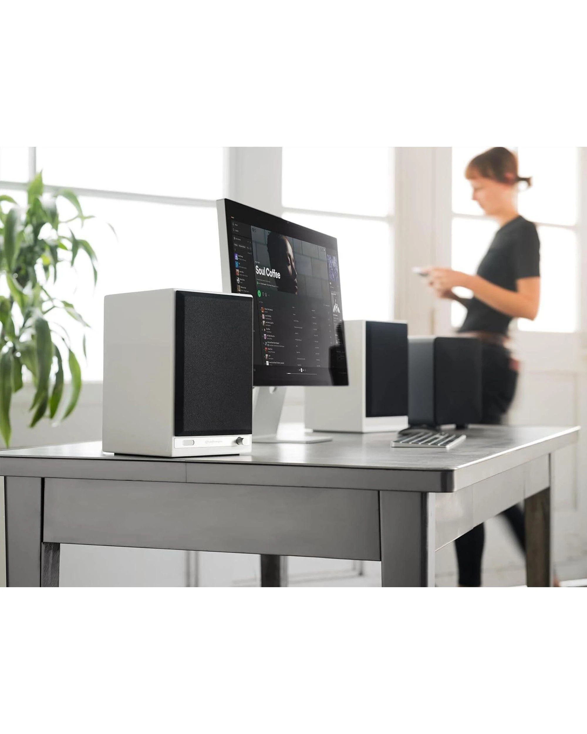 4 Audioengine HD5 Wireless Speaker System-White, 4 of 5