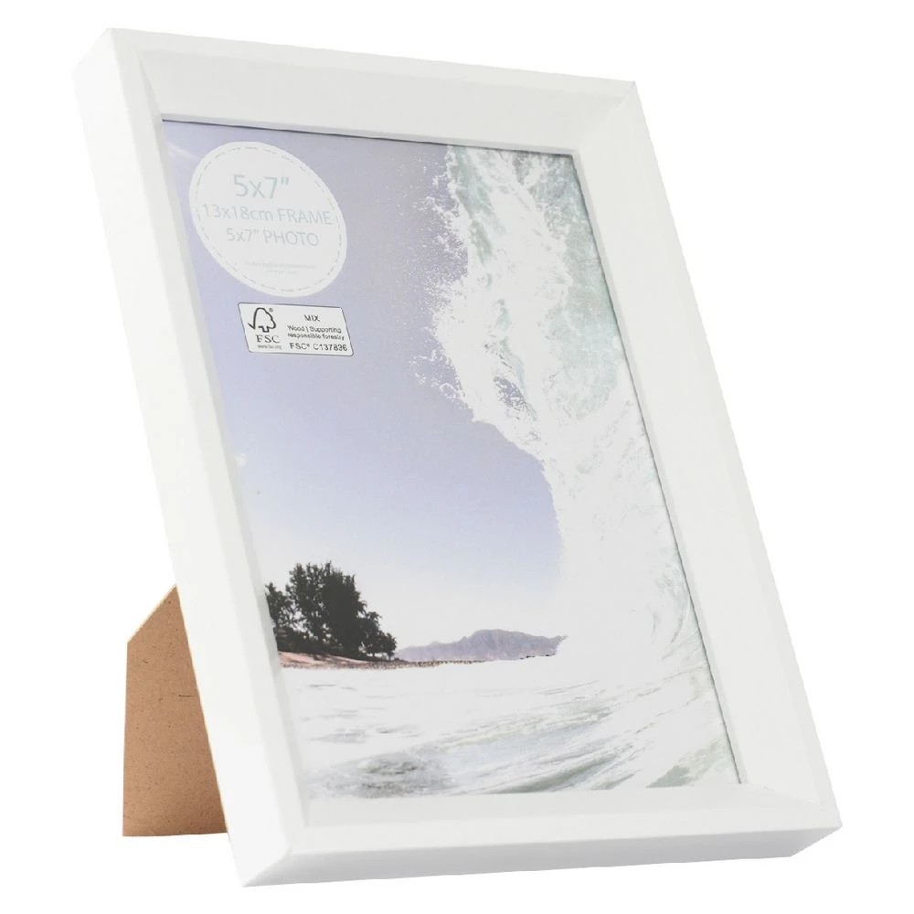 3 Adventure 5x7" Frame White, 3 of 4