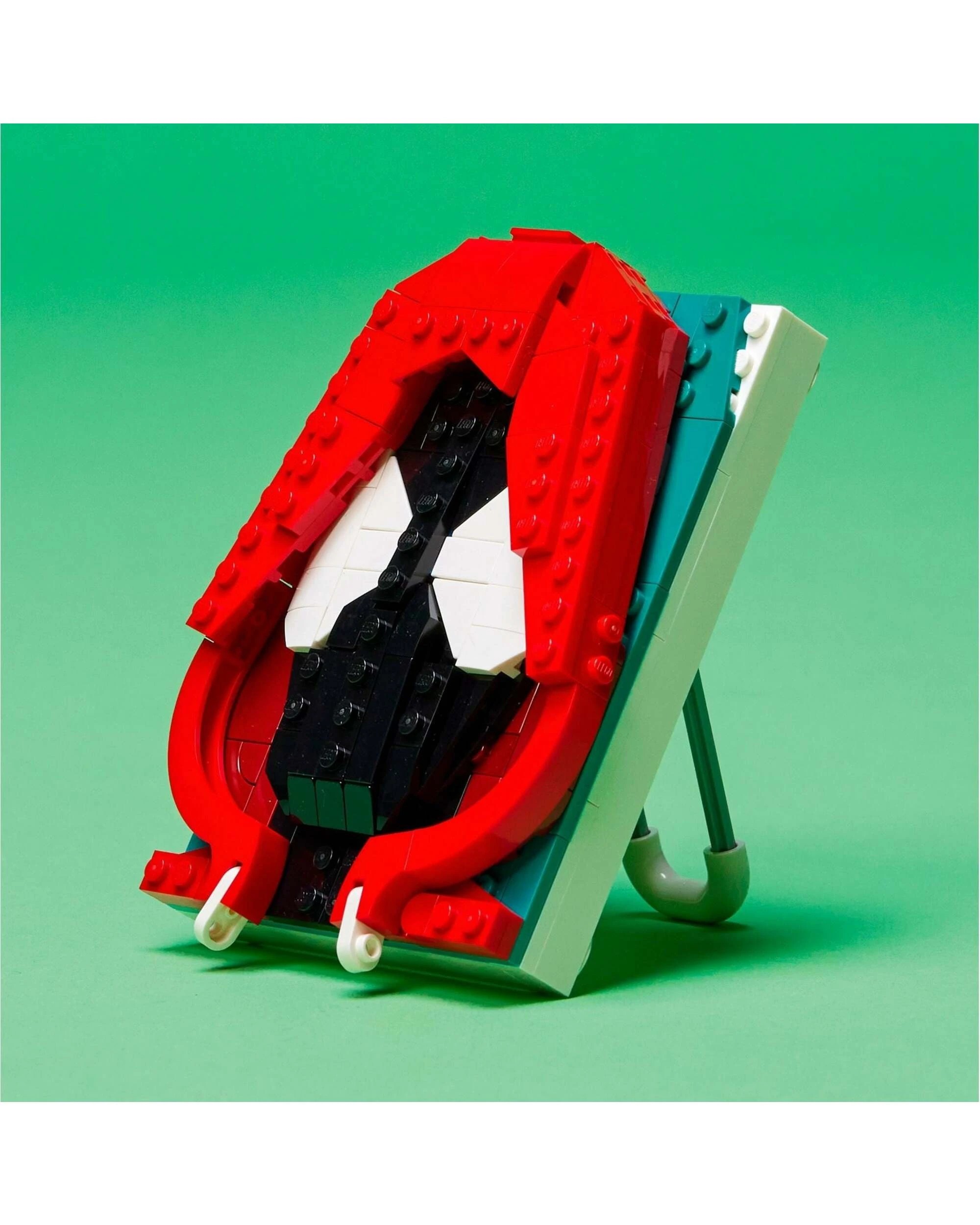 5 LEGO 40536 Miles Morales Brick Sketches Portrait, 5 of 5