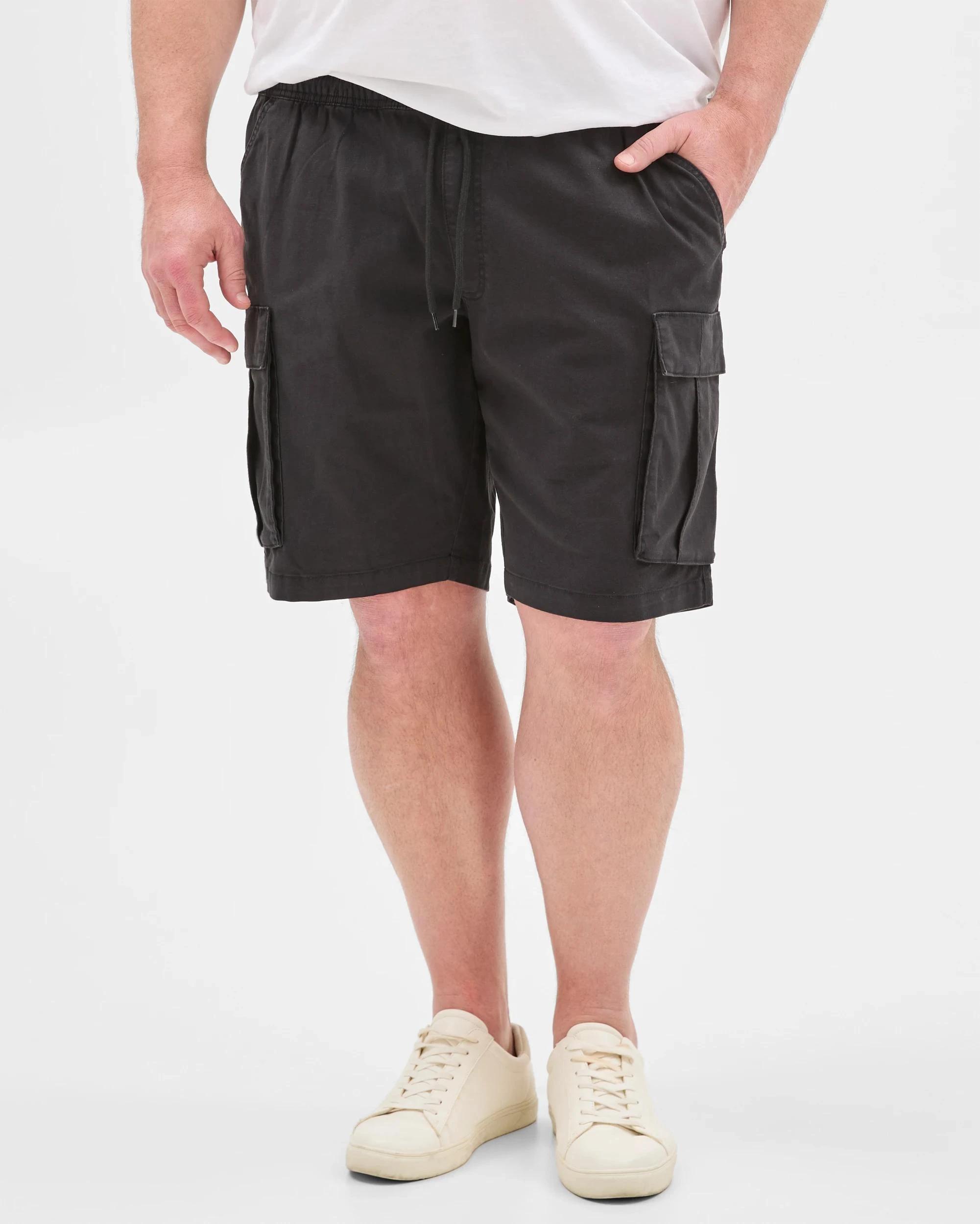 3 Target Man Plus Plus Size Australian Cotton Rich Cargo Shorts BLACK, 3 of 5