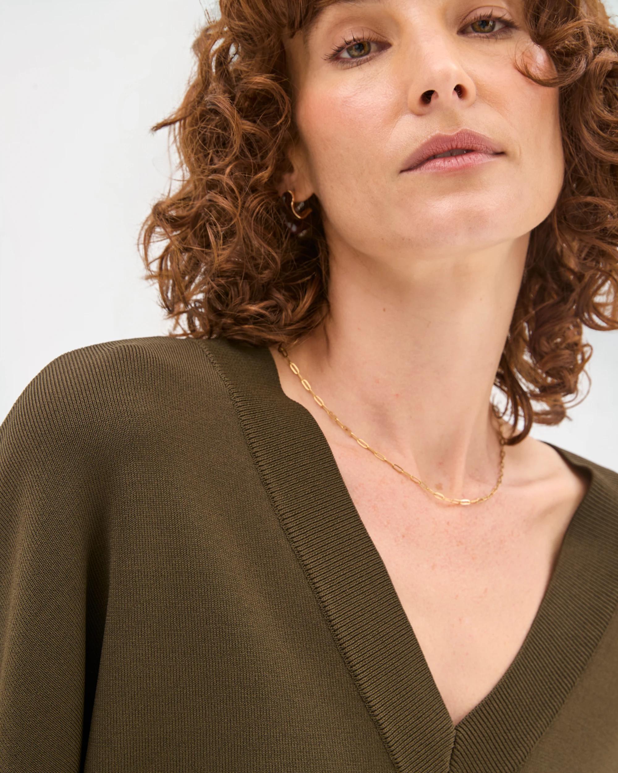 4 Preview Crepe Knit V-Neck Jumper DARK OLIVE, 4 of 5